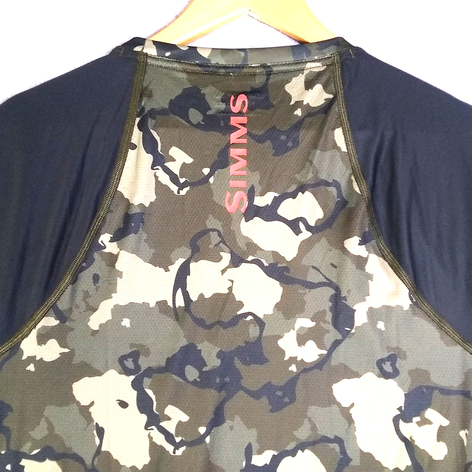 Simms Fishing Mens XL T Shirt Challenger Solar Regiment Camo UPF 30 NEW gallery