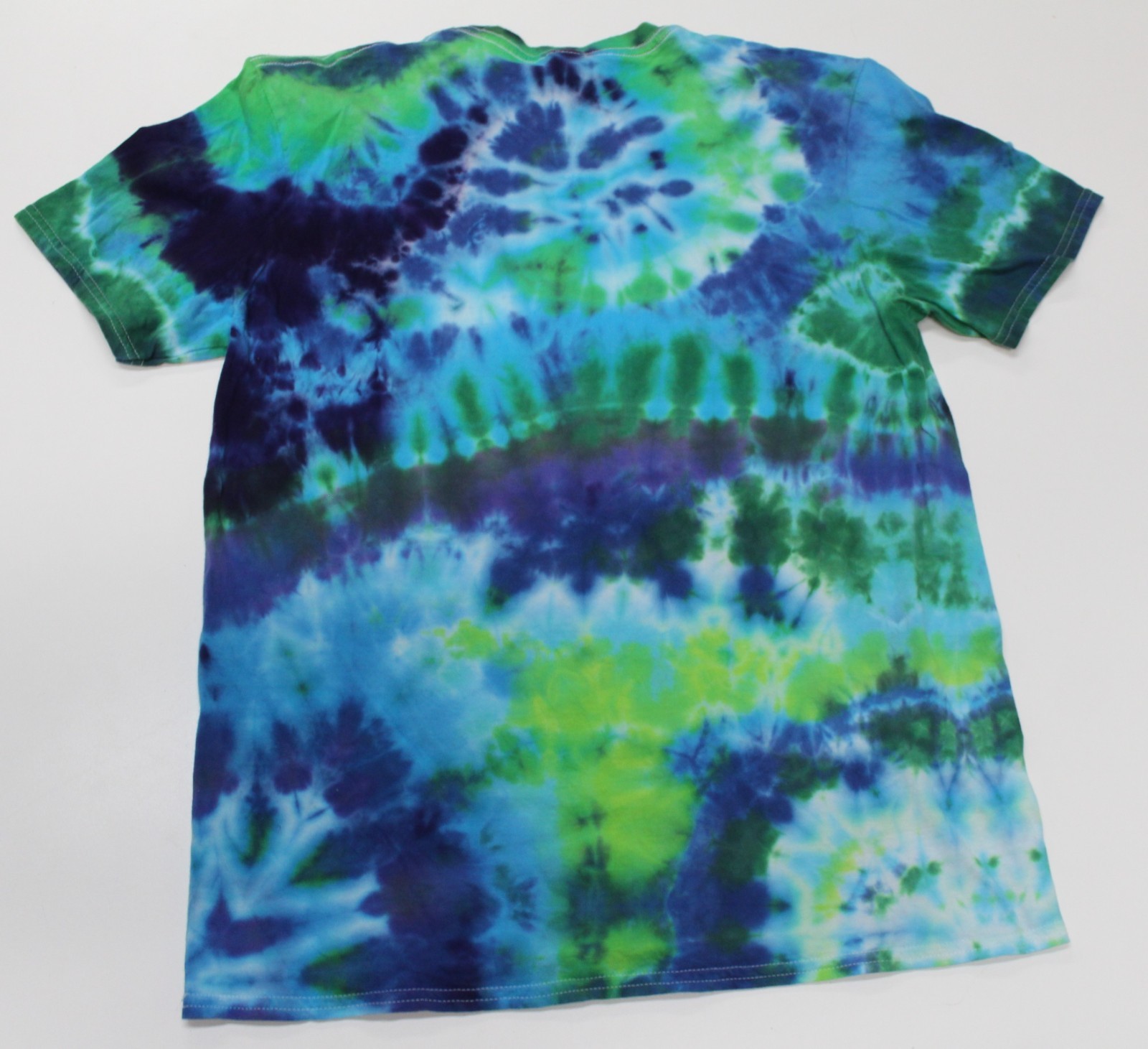 Tie Dye T-Shirt Adult L Green Reptile Bones Gildan Softstyle Cotton Short Sleeve gallery
