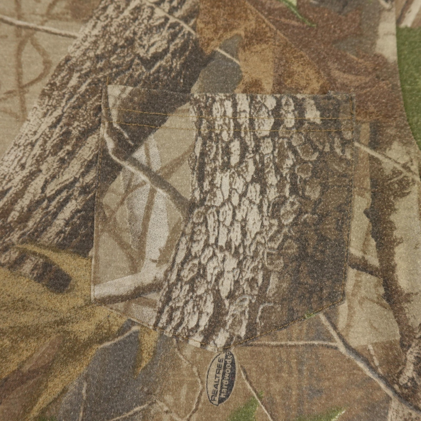 Vintage Ranger Shirt Mens Medium Camo Realtree Hardwood Pocket Outdoor Hunting gallery