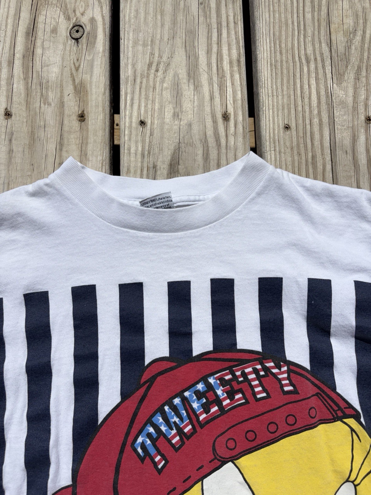 Vintage 90s Looney Tunes Tweety Gym Cartoon T-Shirt OSFA L XL Single Stitch Flaw gallery