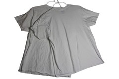 Gildan White Crew Neck Tee Shirts Men’s Large (42-44) Quantity 2