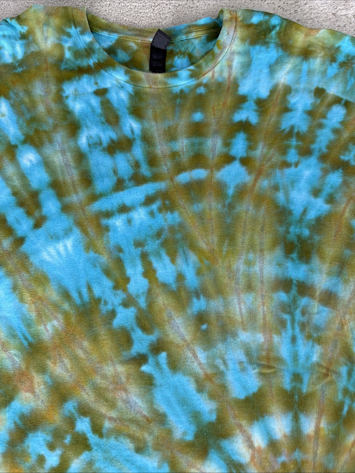 NEW Gildan Men’s Blue Green Brown Spiral Ice Tie Dye Short Sleeve Shirt 2XL XXL gallery
