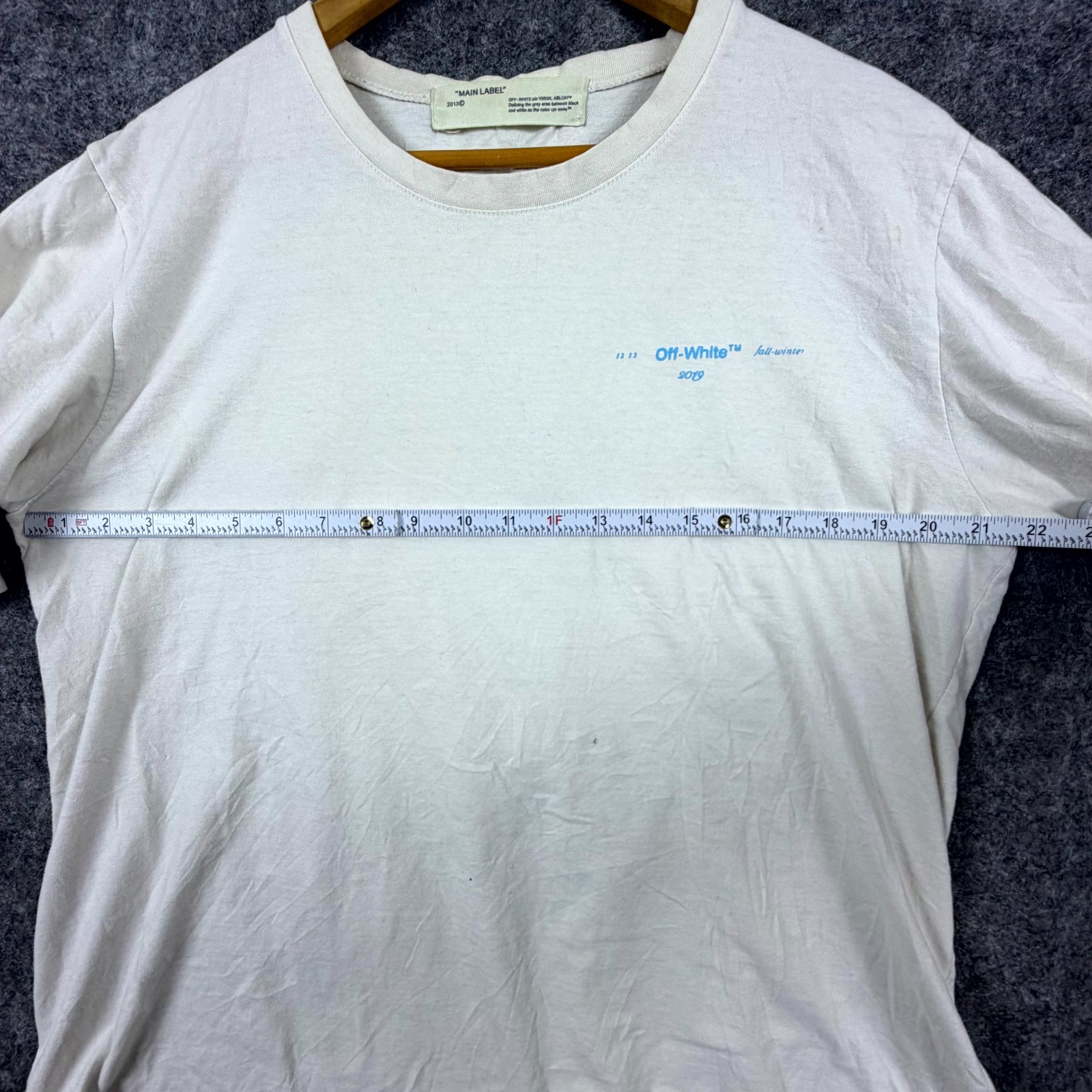 Off-White Main Label T-Shirt Mens White Fall Winter Virgil Abloh Arrows Graphic gallery