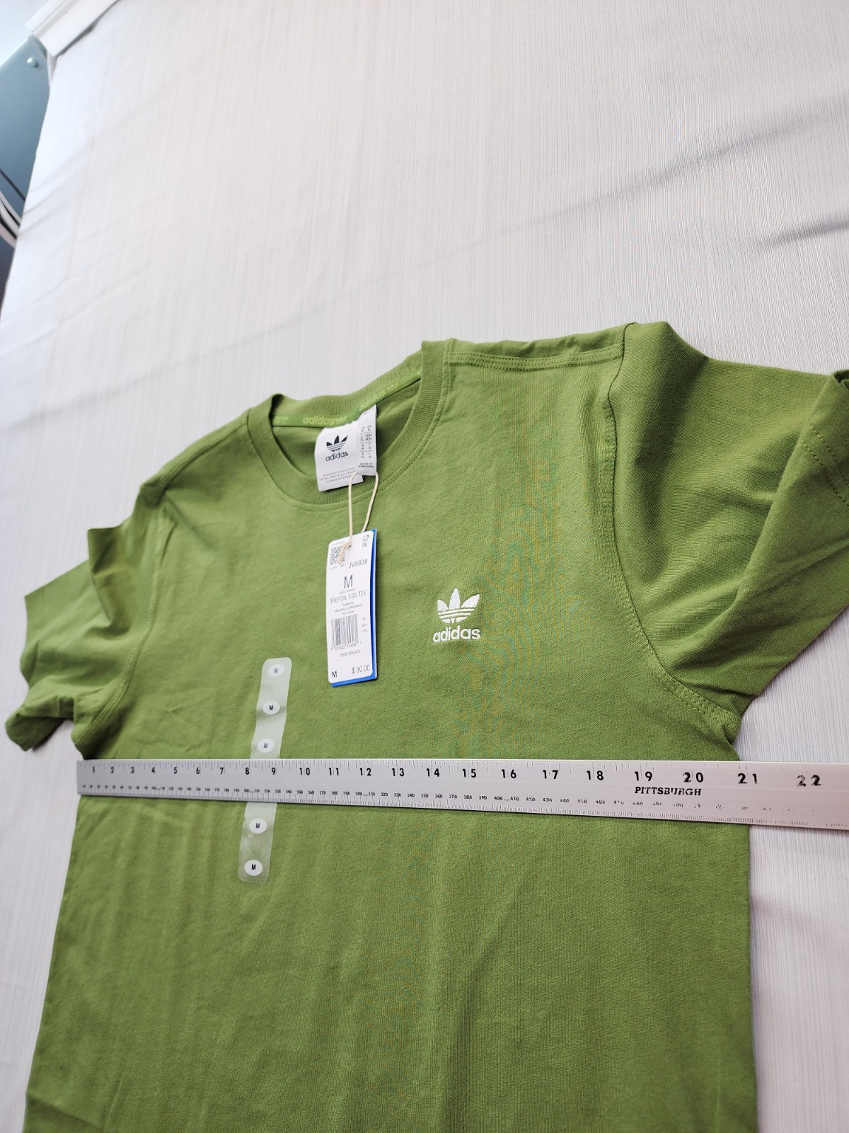 New Men's Adidas Trefoil Essentials Tee Shirt Size Medium Mens Tech Olive gallery