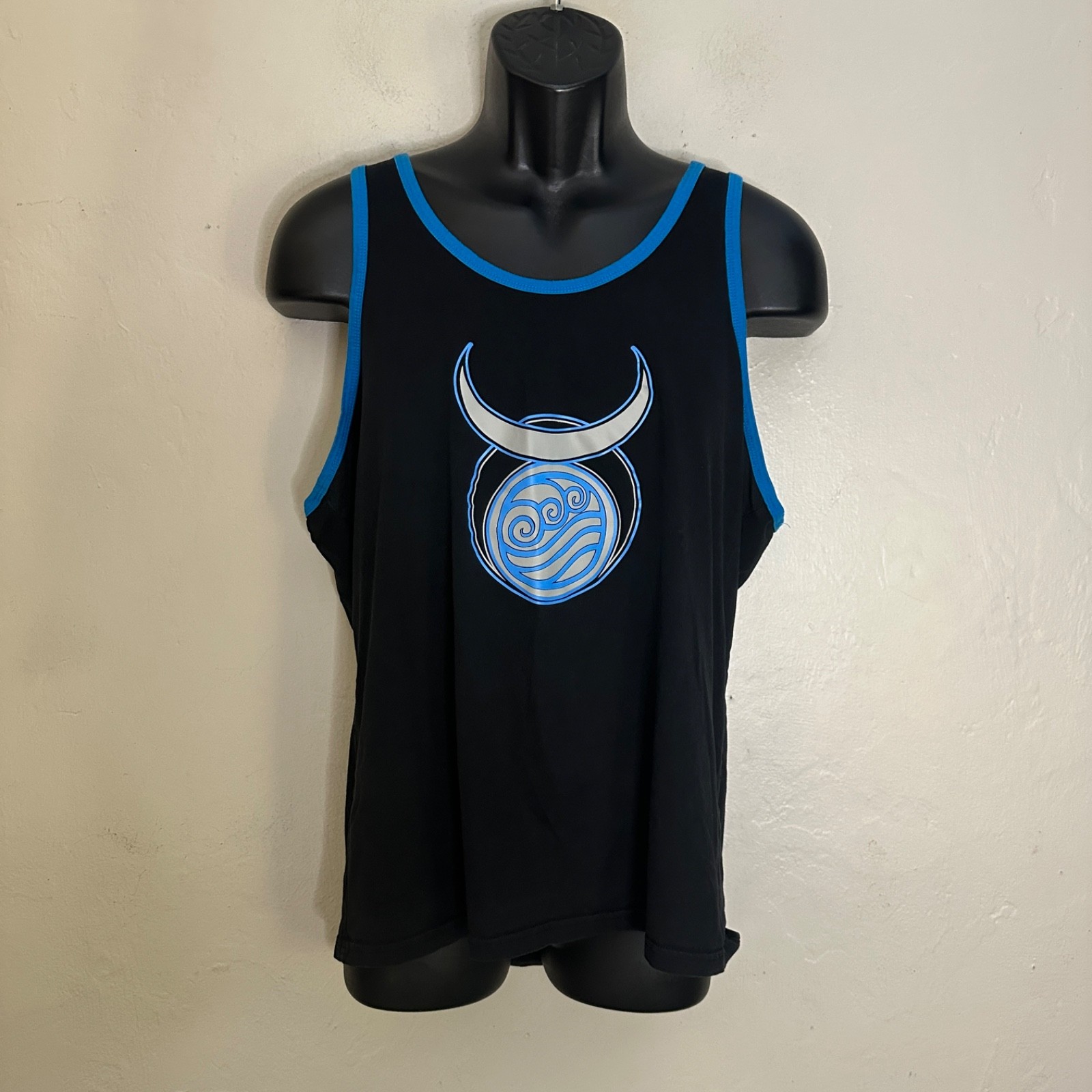 Universal Bear Thick Logo Tank Top Large Gently worn 95% cotton/5% spandex gallery