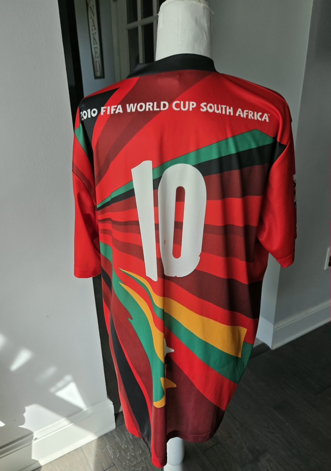EUC FIFA 2010 Colorful Starburst Africa Coca Cola Soccer Shirt XL gallery