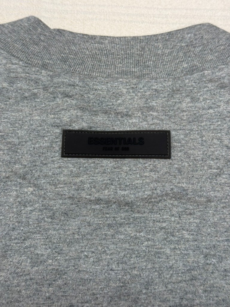 Fear of God Essentials Dark Oatmeal Gray T-Shirt SS22 100% Authentic gallery