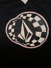 Vintage 90’s Volcom Hawai’i Surf Jersey Mesh Black Shirt Size Large Skate Beach