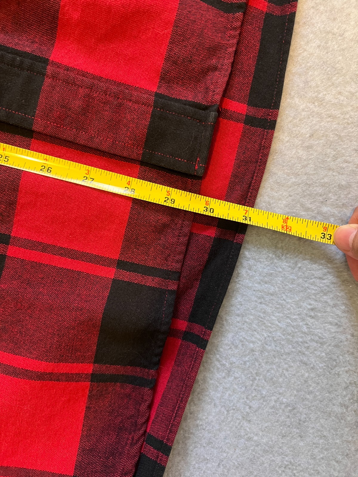 L.L. Bean Mens Large red n black plaid button down heavy weight shirt gallery