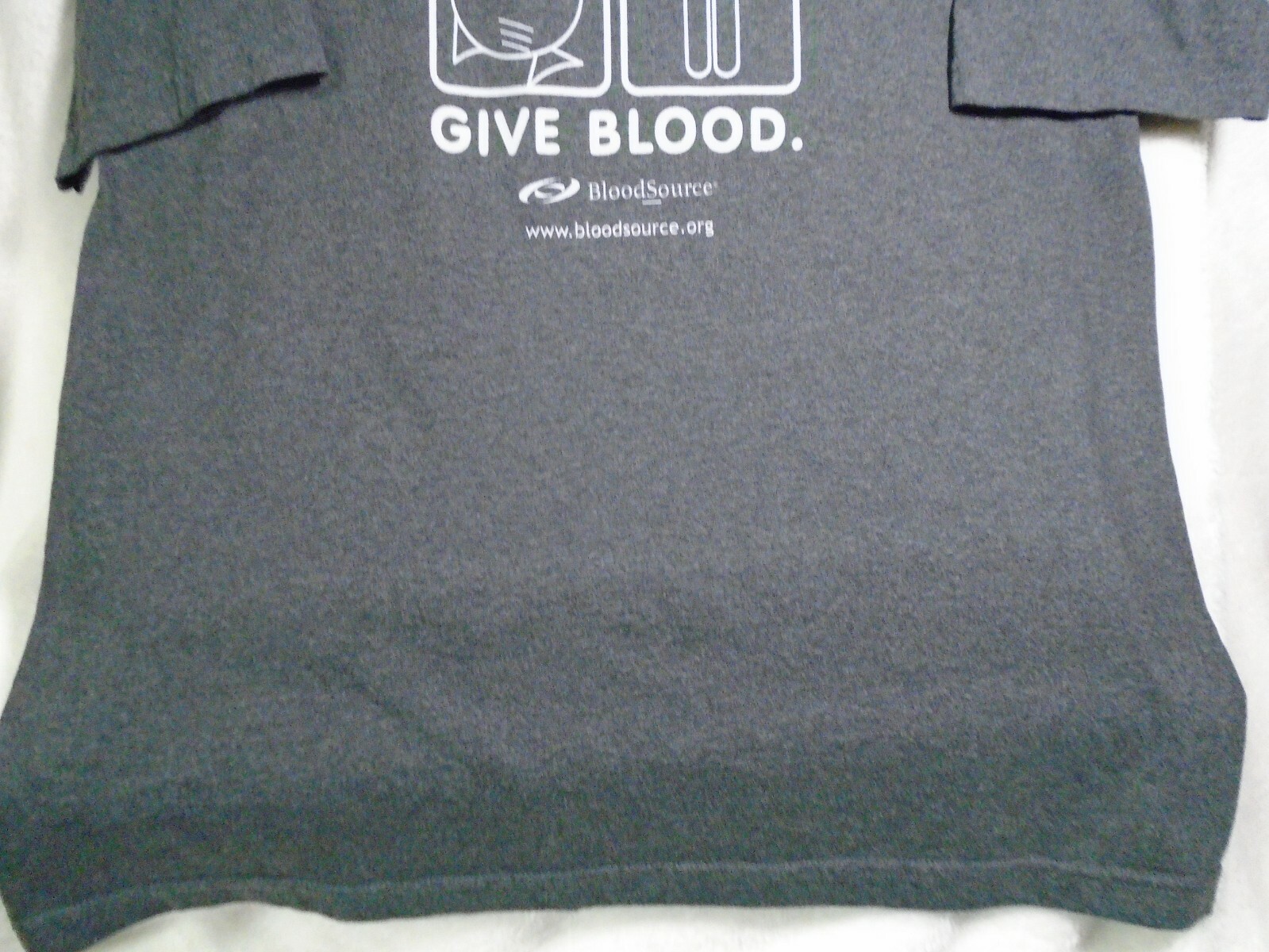 'GIVE BLOOD" Men's Sz XL T-Shirt Gray w/white Graphics 50%Poly/50%Cotton gallery
