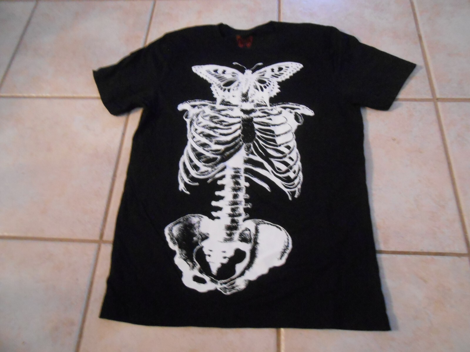 NEW SIZE X SMALL PLAYBOI CARTI BLACK T-SHIRT BUTTERFLY SKELETON 2017 TOUR RARE gallery