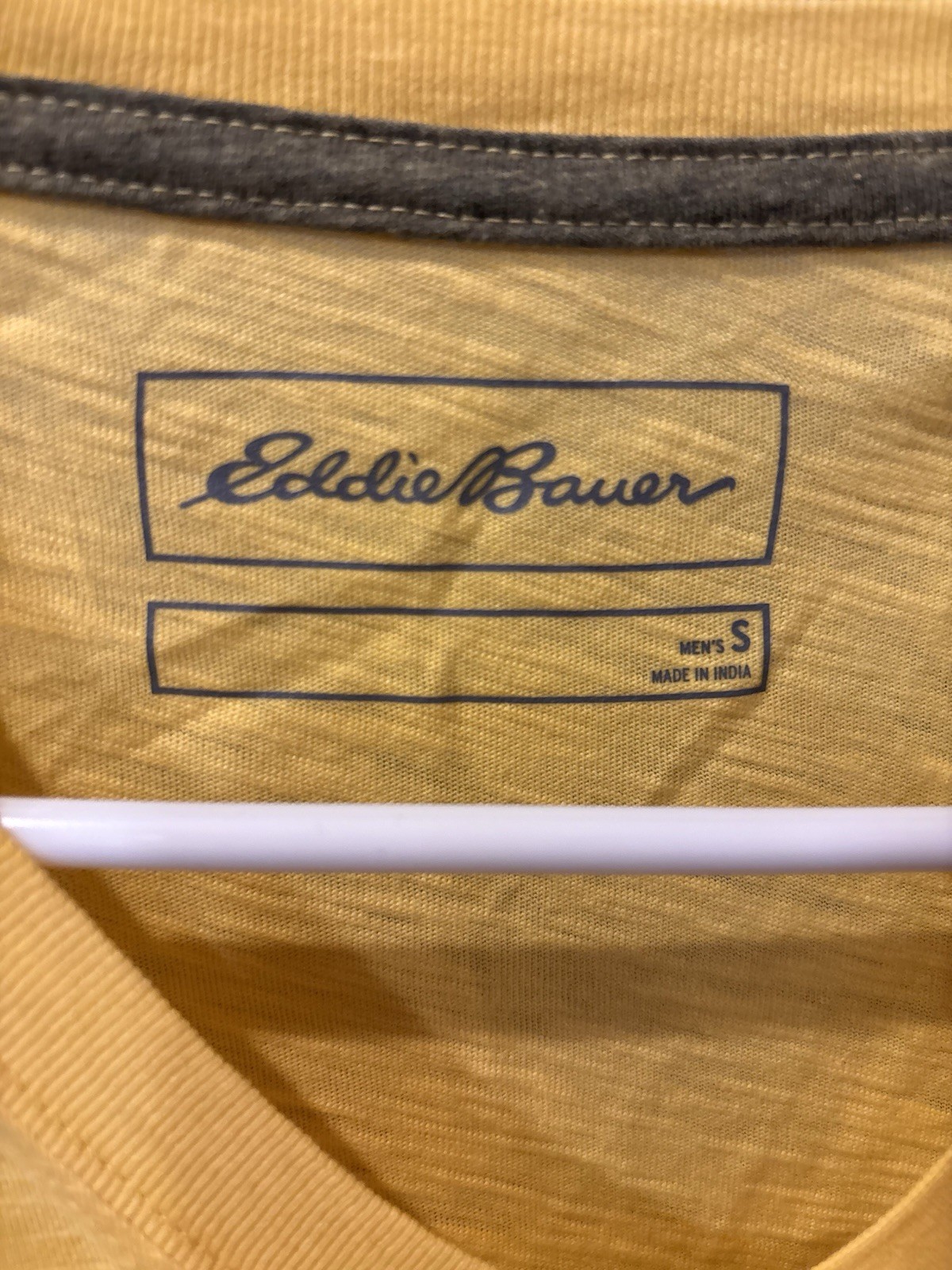 Eddie Bauer Mens Small Yellow Pocket T Shirt 100% Cotton Crew Neck NWT gallery