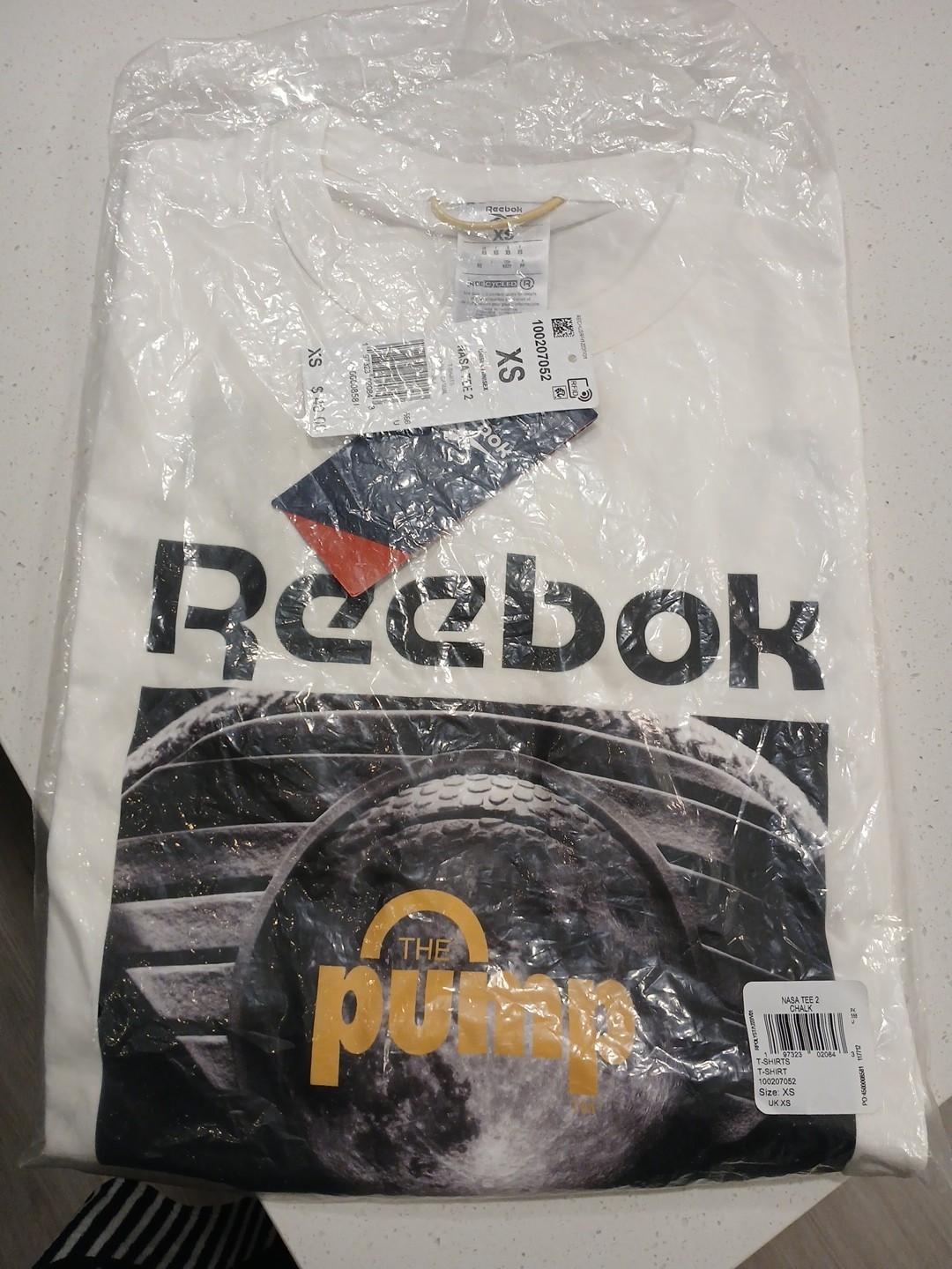 NWT Reebok NASA Pump T-shirt Tee 2 XS gallery