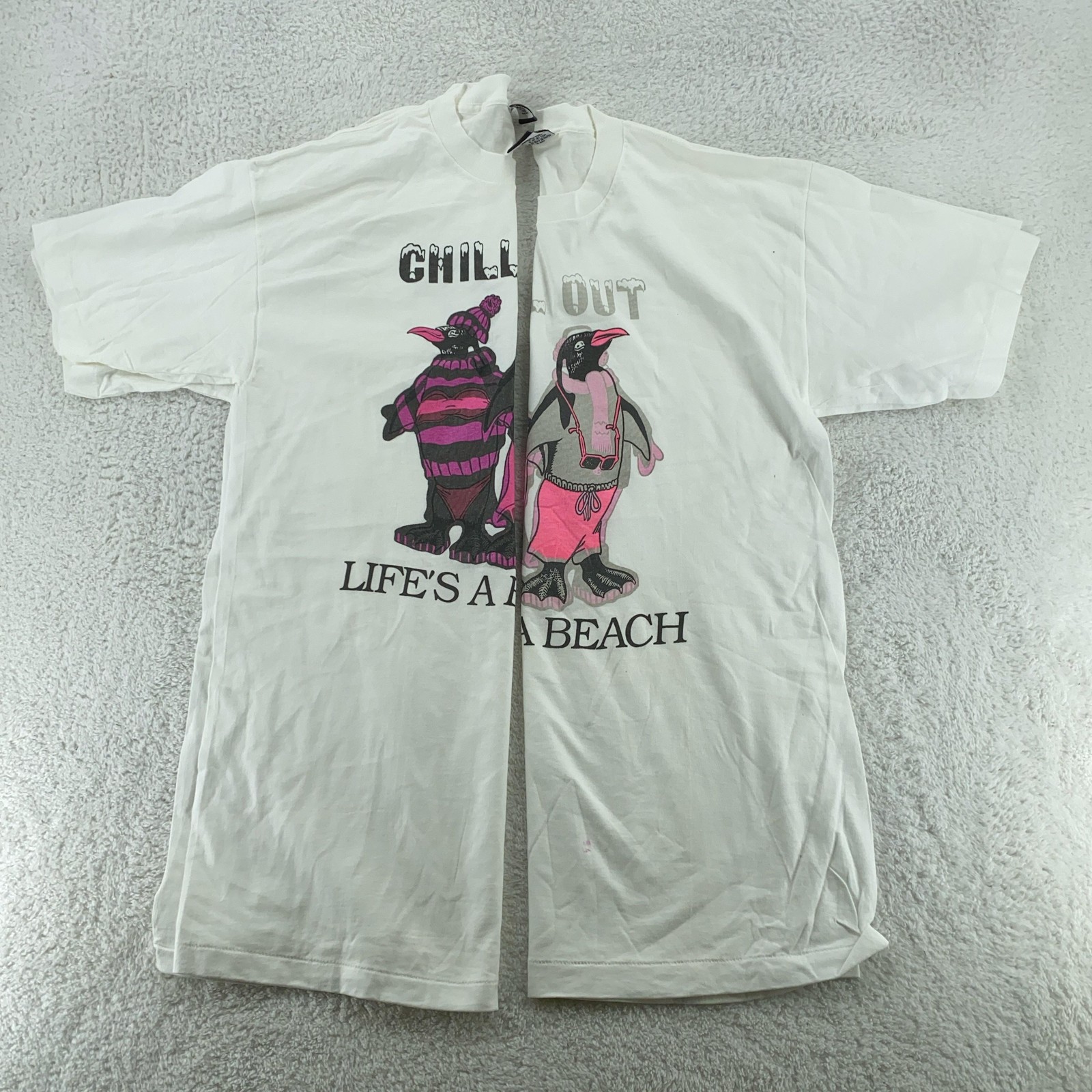 Vintage 90s Heat Color Changing Chill Out Life's a Beach T-Shirt Large Penguin gallery