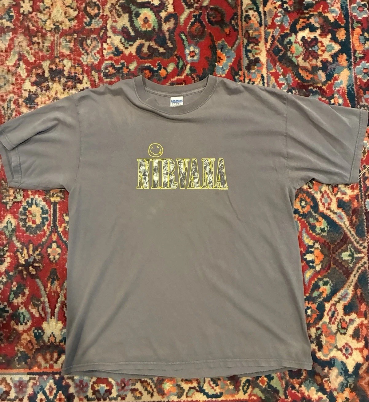 1997 Gray Foil Nirvana Vintage T-Shirt Gildan Tag Double Stitch Kurt Cobain gallery
