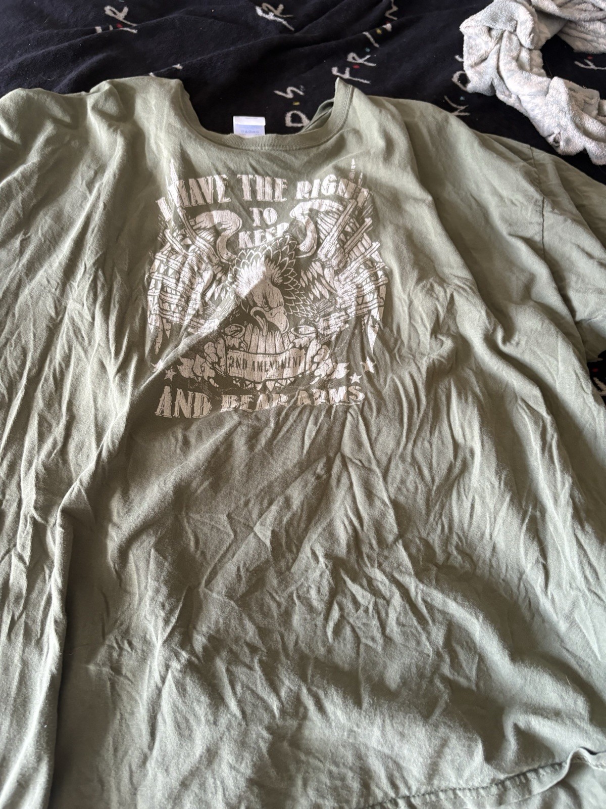 Gildan Green T-Shirt Size Large