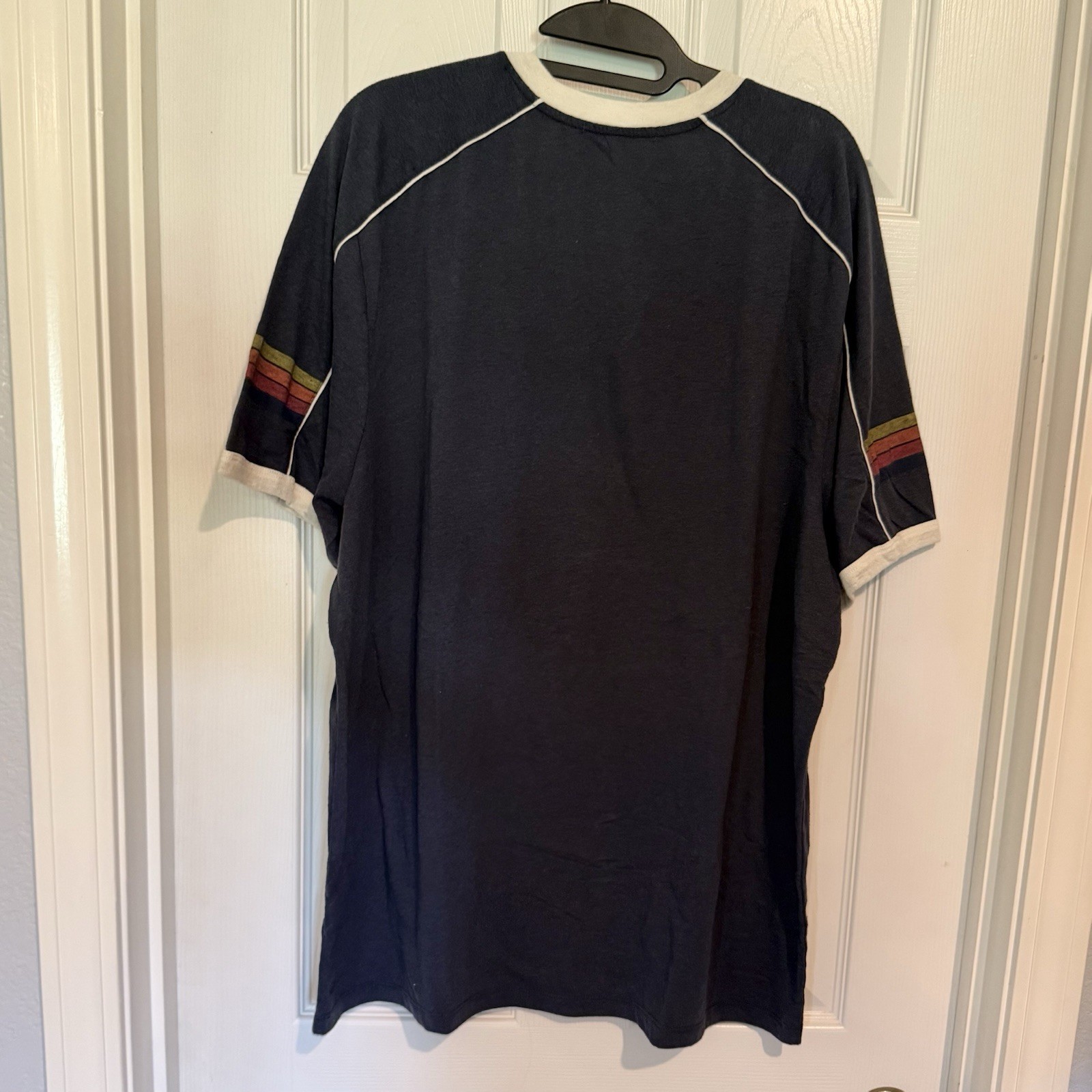 Marine Layer Varsity V-Neck T-shirt in color-way Mood Indigo Size XL Retro Surf gallery