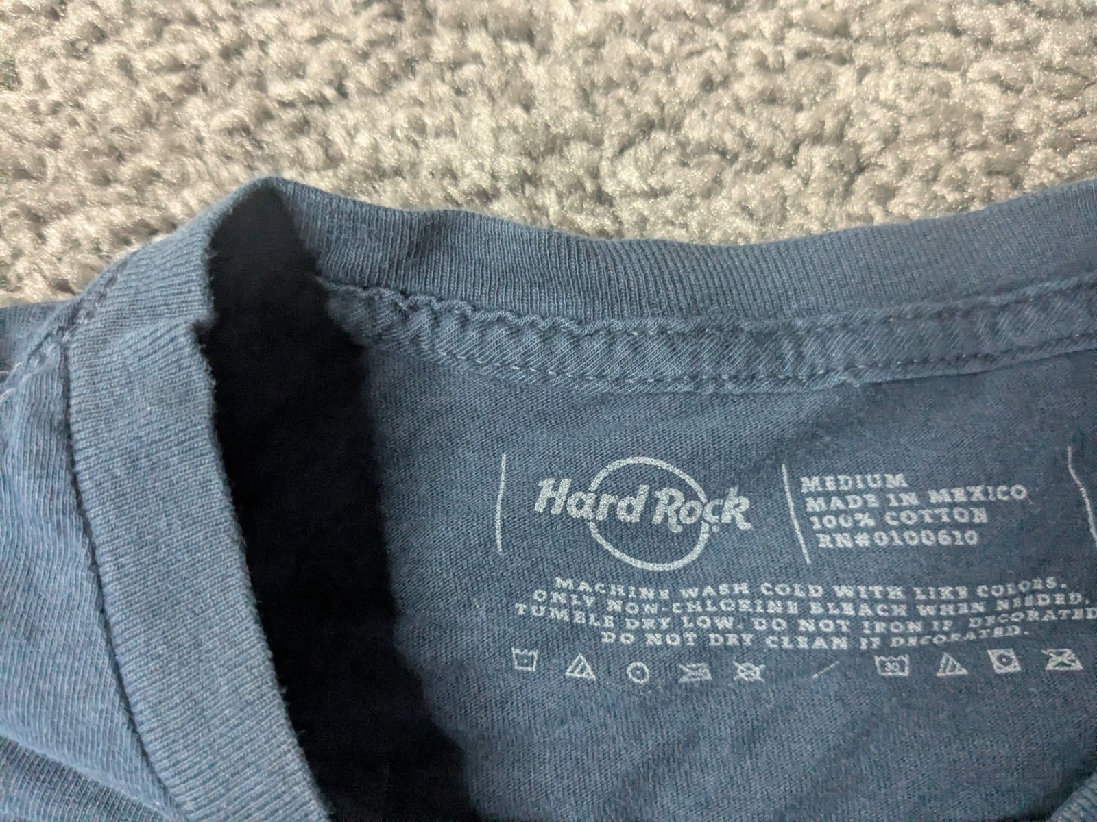 Hard Rock Cafe Las Vegas T Shirt Men's M Navy Blue Short Sleeve gallery