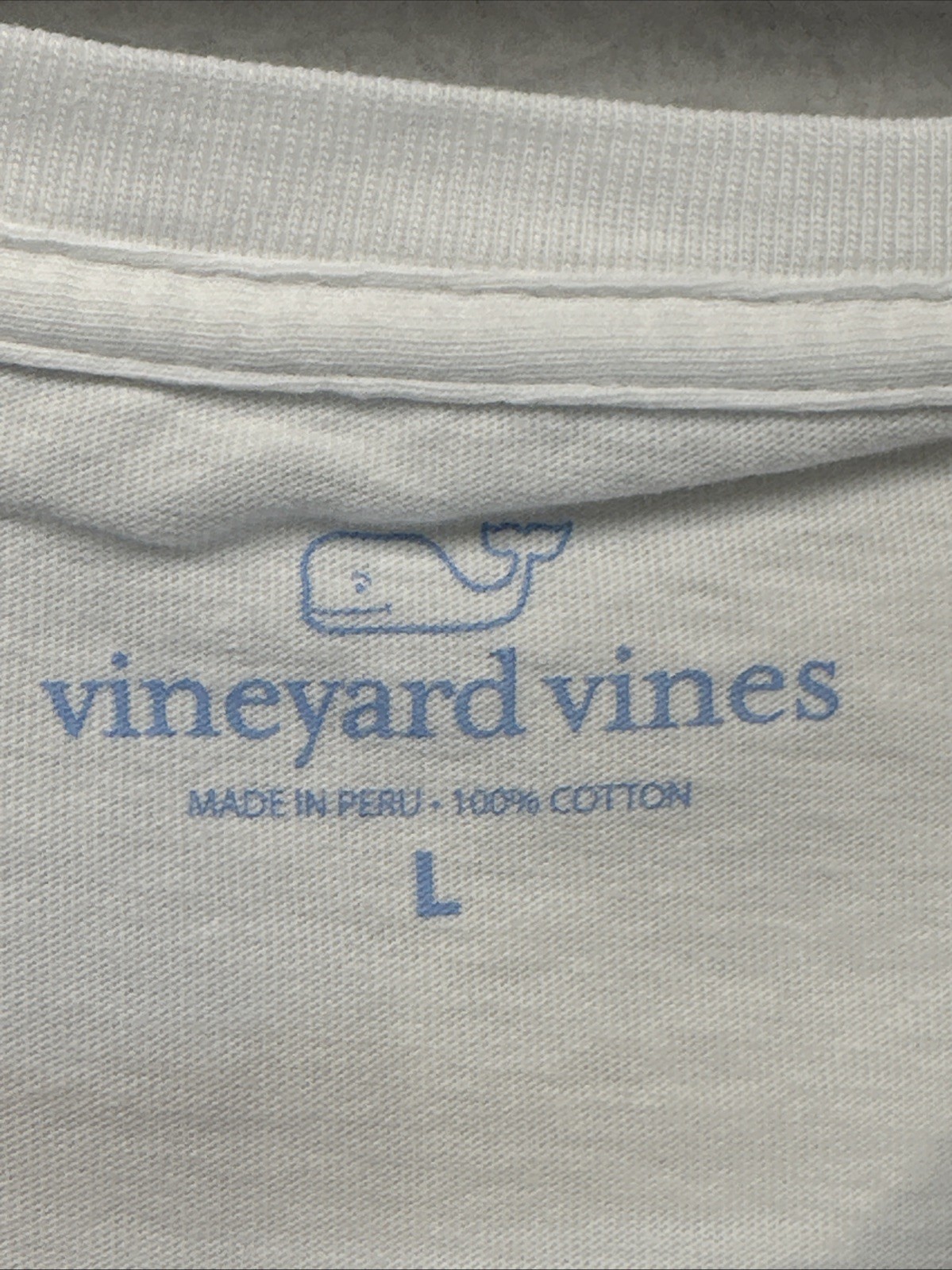 Vineyard Vines Men’s Large Classic Logo Box White Cap Pocket T Short Sleeve NWT gallery
