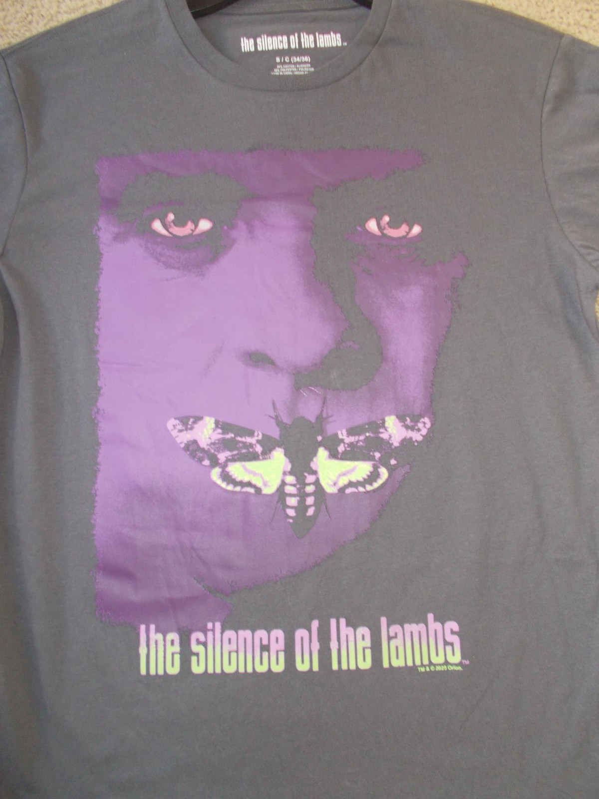 THE SILENCE OF THE LAMBS NEW MOVIE LOGO MENS T-SHIRT SIZE (S) 34"/36" DATED 2025 gallery