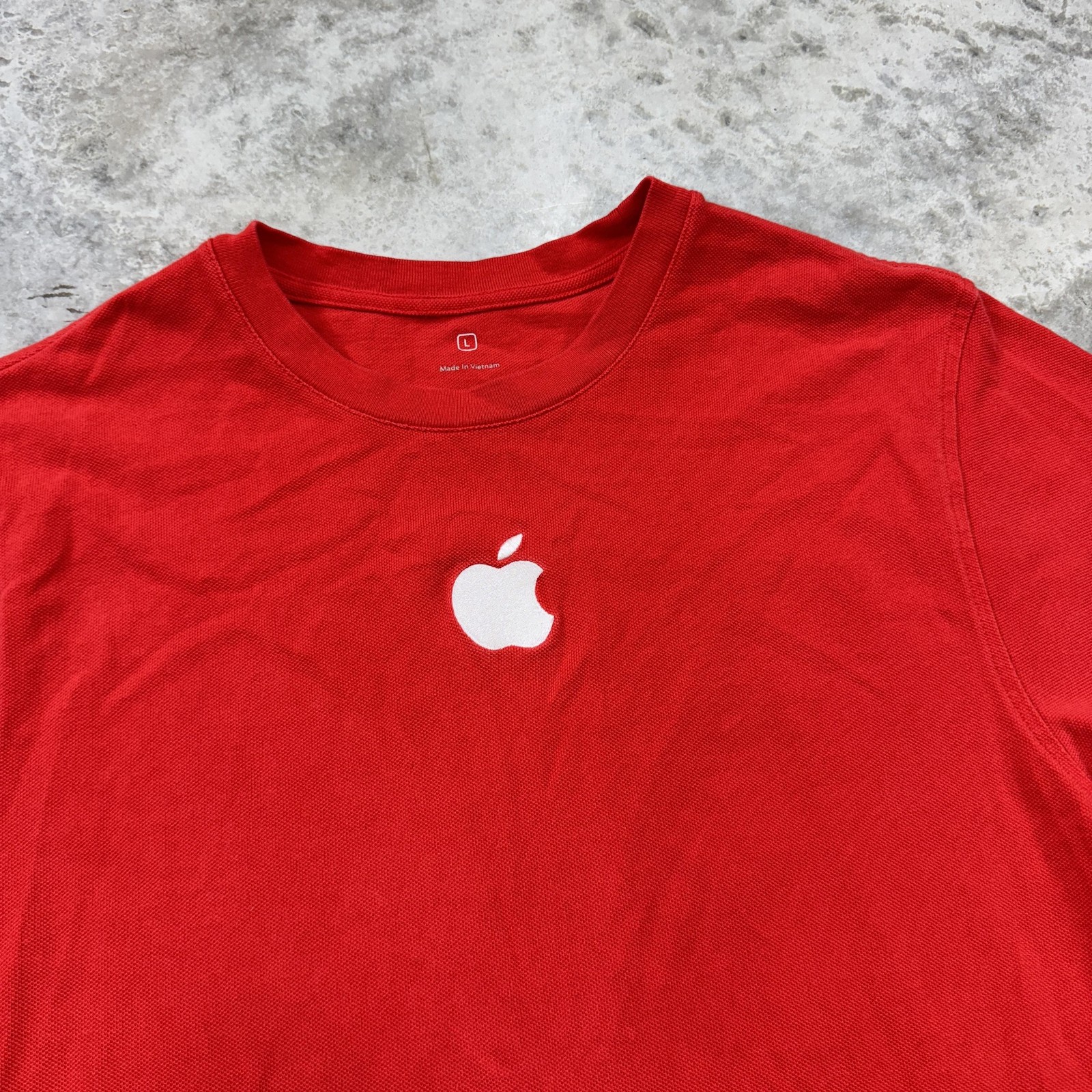 Apple Shirt Mens Large Red Logo Crewneck Employee Tee Short Sleeve T-Shirt gallery