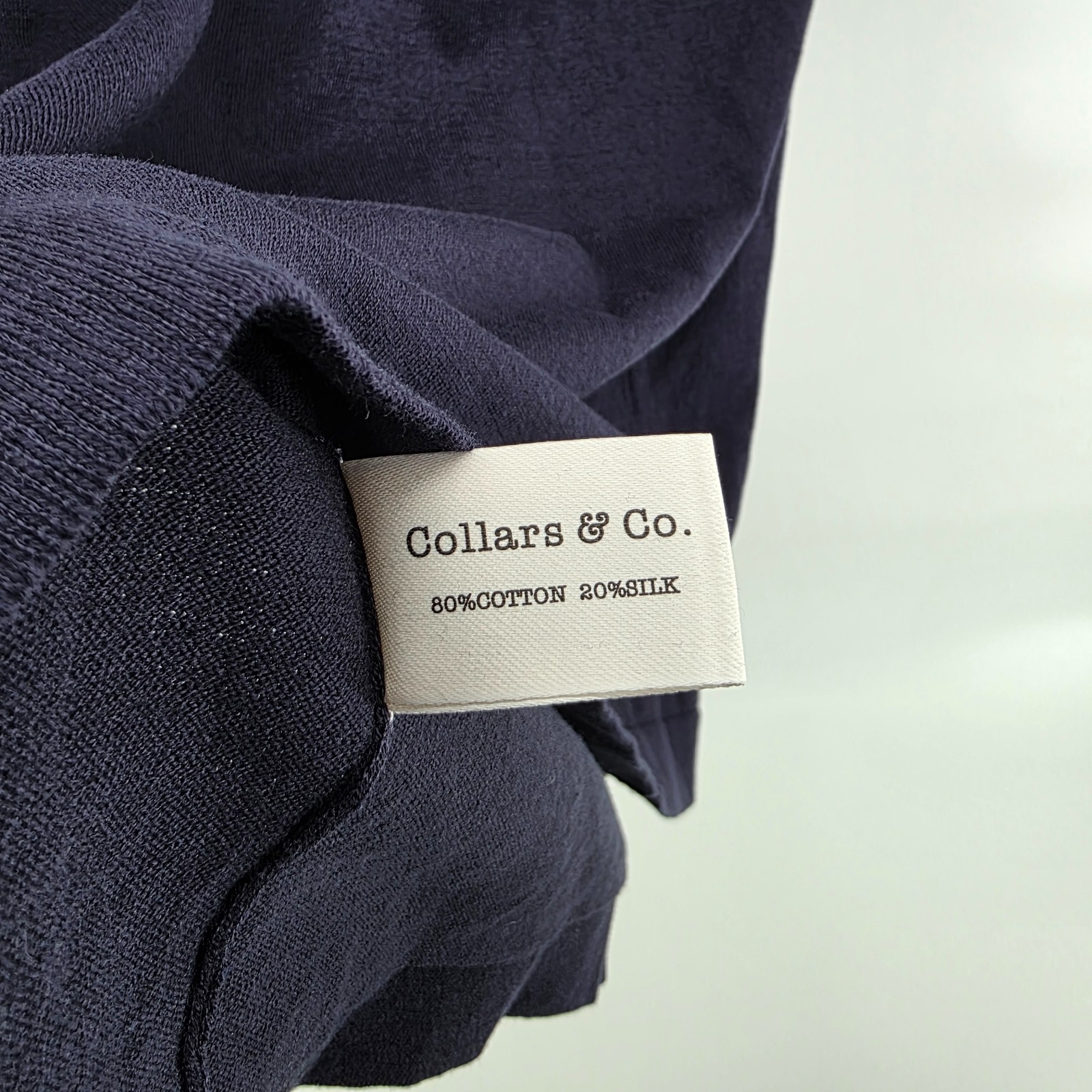 Collars & Co Cotton Silk T-Shirt Men's Large Navy Blue Luxury Touch Minimalist gallery