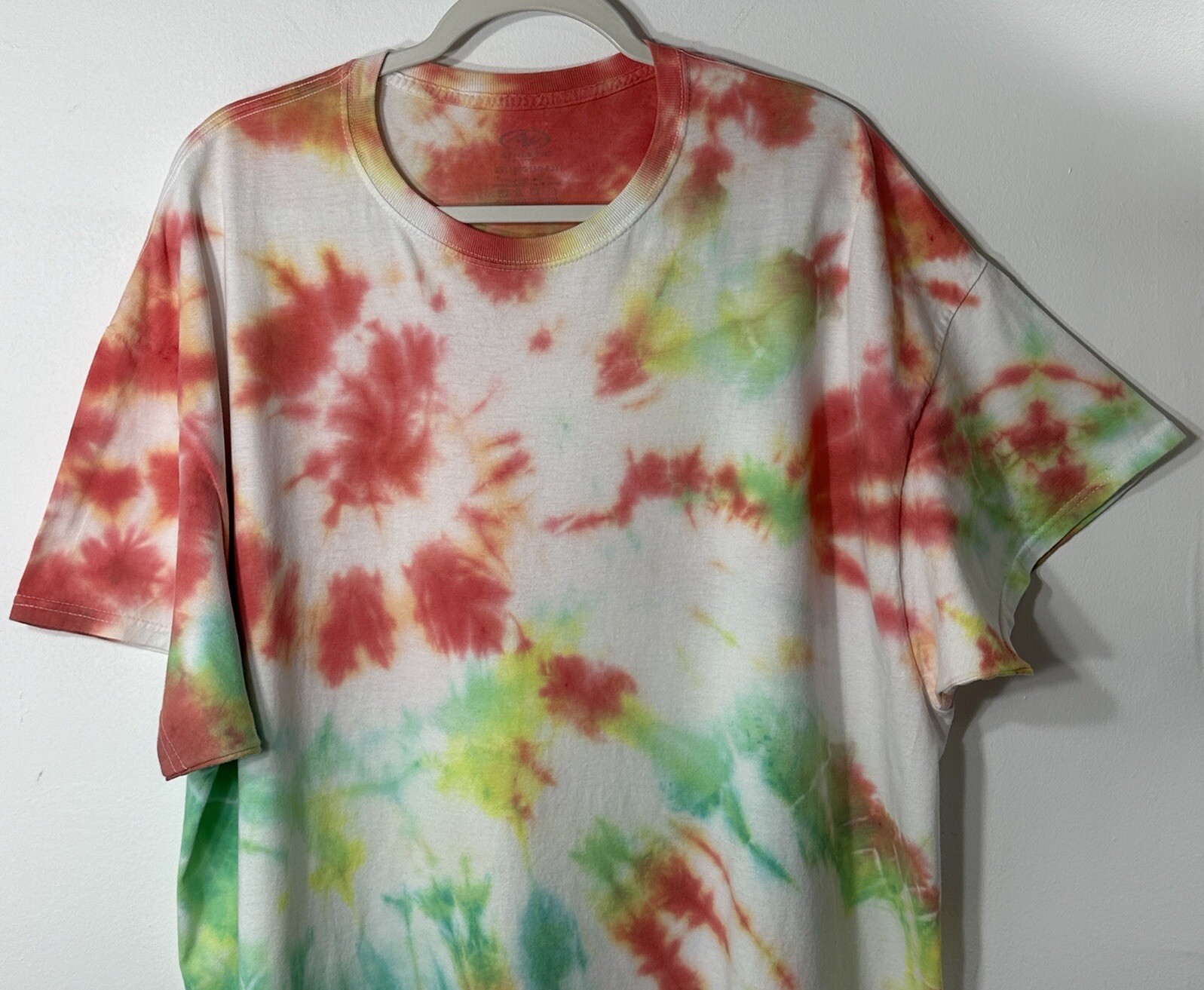 Athletic Works Shirt Men's Sz 2XL Colorful Tie Dyed Cotton Casual Beach Crew gallery