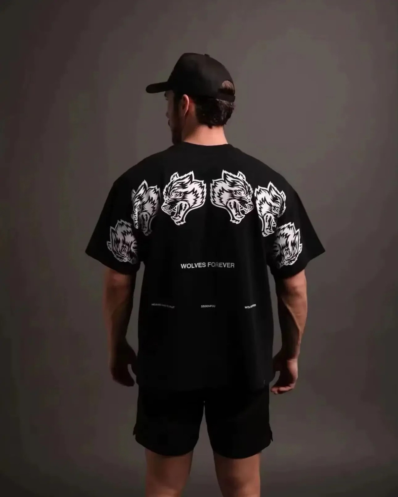 Fitness Wolf Graphic Printed Oversized Cotton Short Sleeve T-Shirt For Men Women