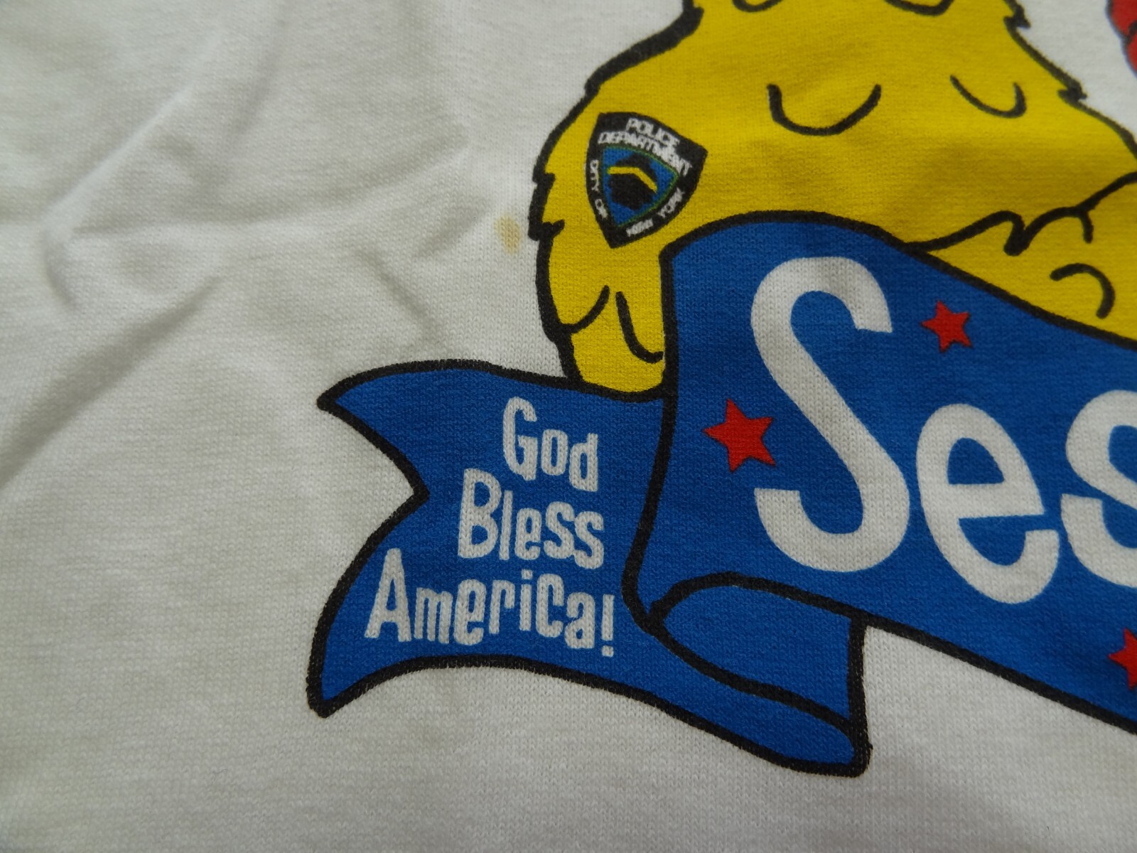 Sesame Street 2002 Gildan L Tee T-Shirt Season 33 9/11 NY New York Elmo Big Bird gallery