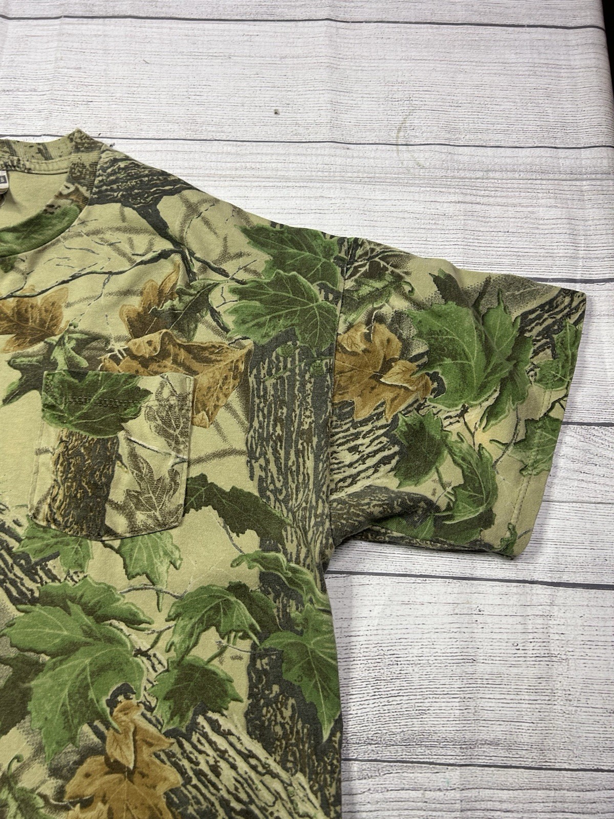 Vintage Jerzees Outdoors Realtree Camo Pocket T Shirt Size Large Camouflage Hunt gallery