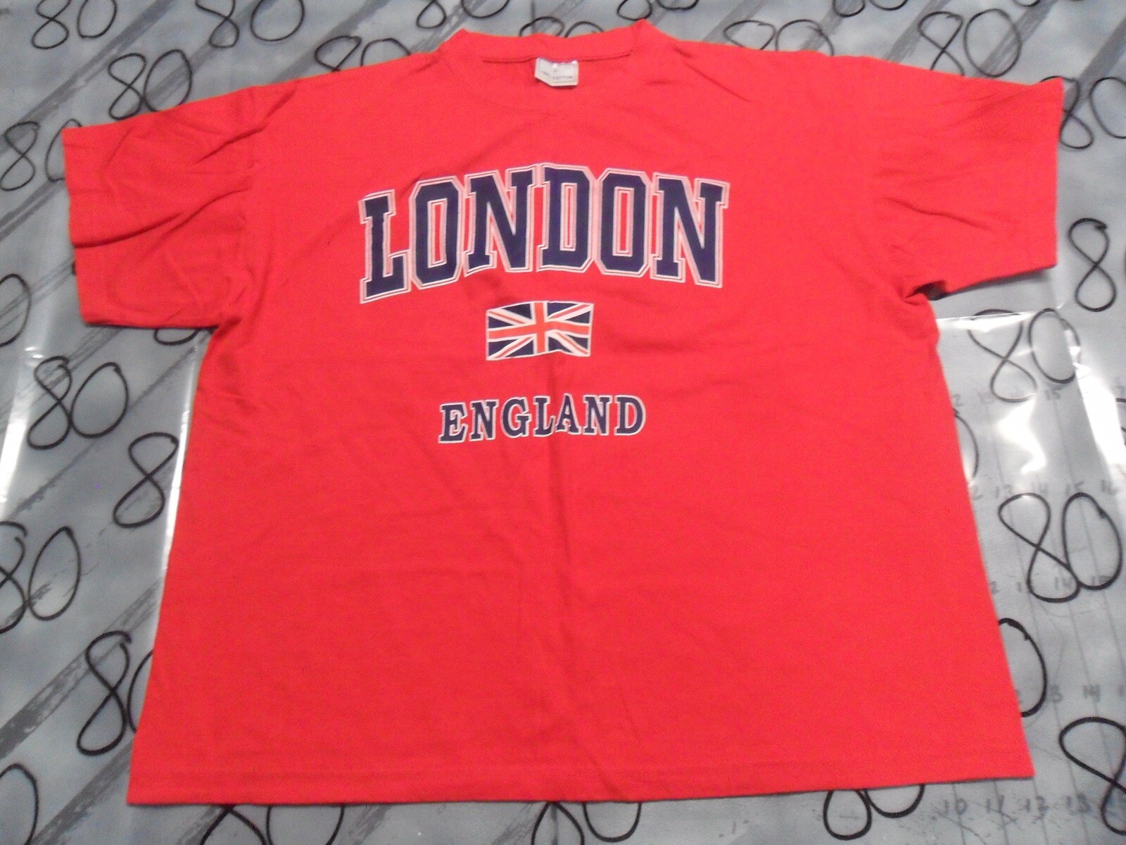 Large London England - sizing in description T Shirt gallery