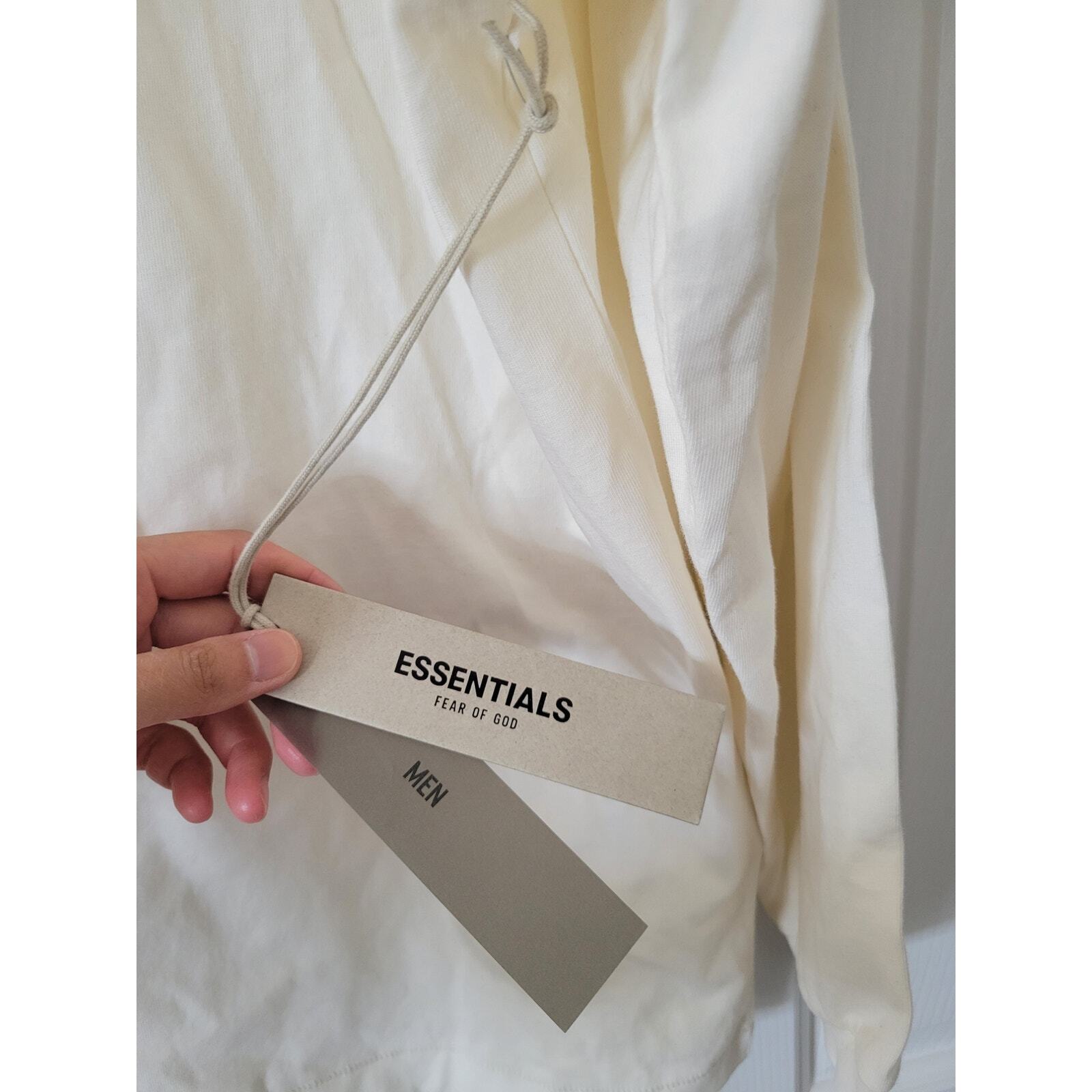 FEAR OF GOD - ESSENTIALS CORE LONG SLEEVE TEE - CLOUD DANCER - M NWT gallery