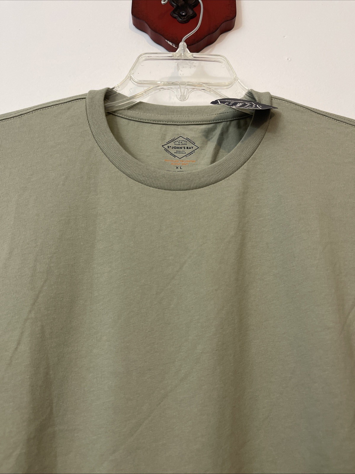 St Johns Bay Mens XL Green Super Soft Short-Sleeved Crewneck Tshirt NWT! A671 gallery