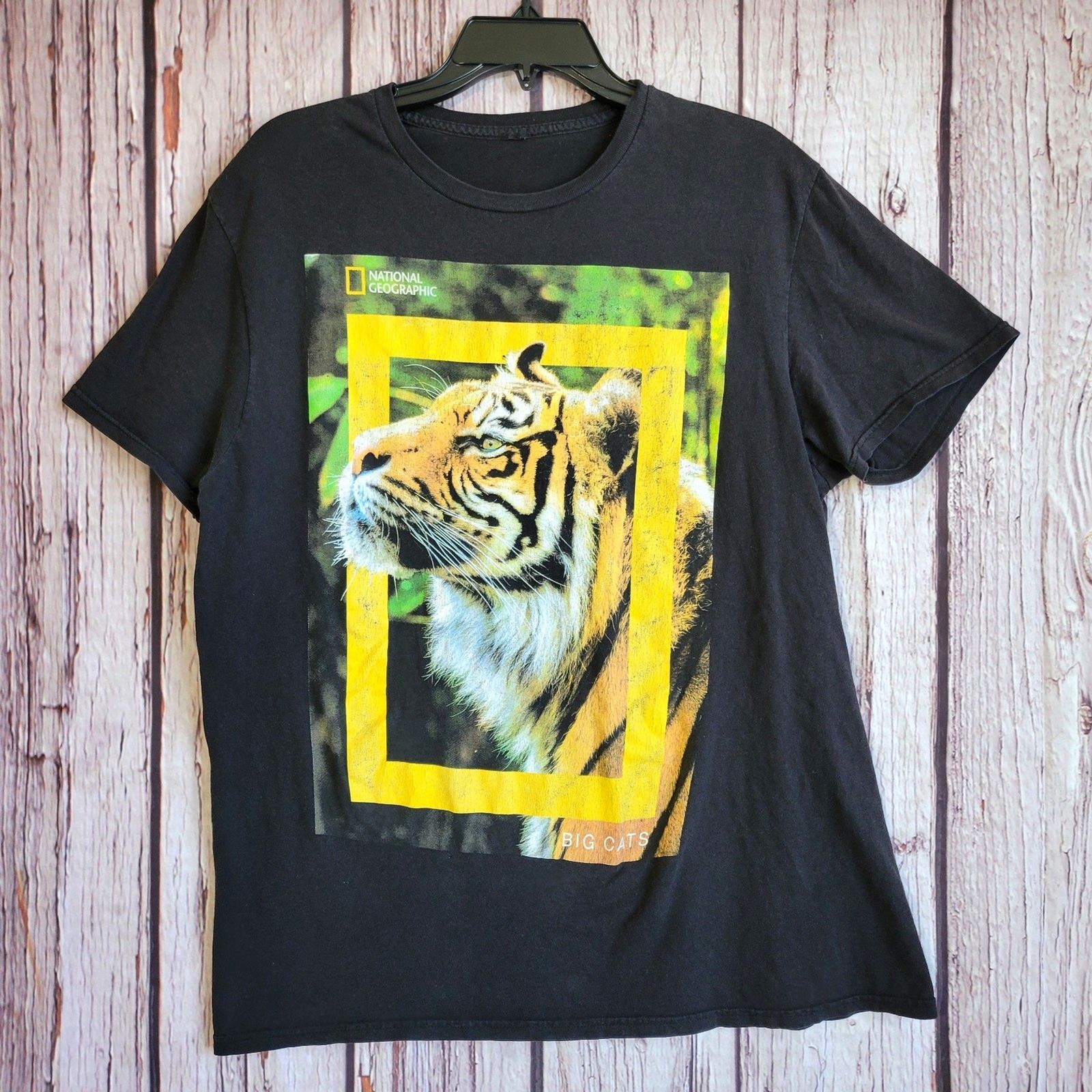 National Geographic T-shirt Tiger Big Cats Graphic Magazine Mens Medium gallery