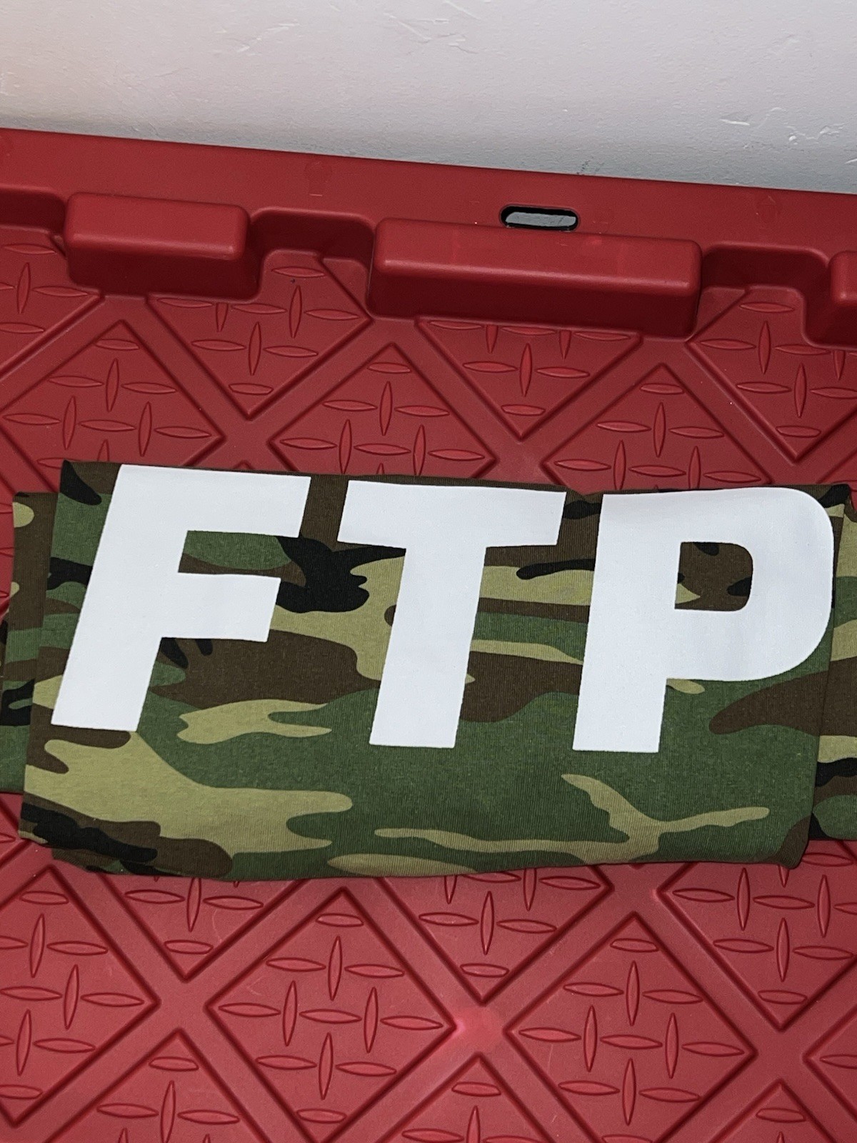FTP Woodland Camo T-shirt Size XL Brand New Never Worn gallery