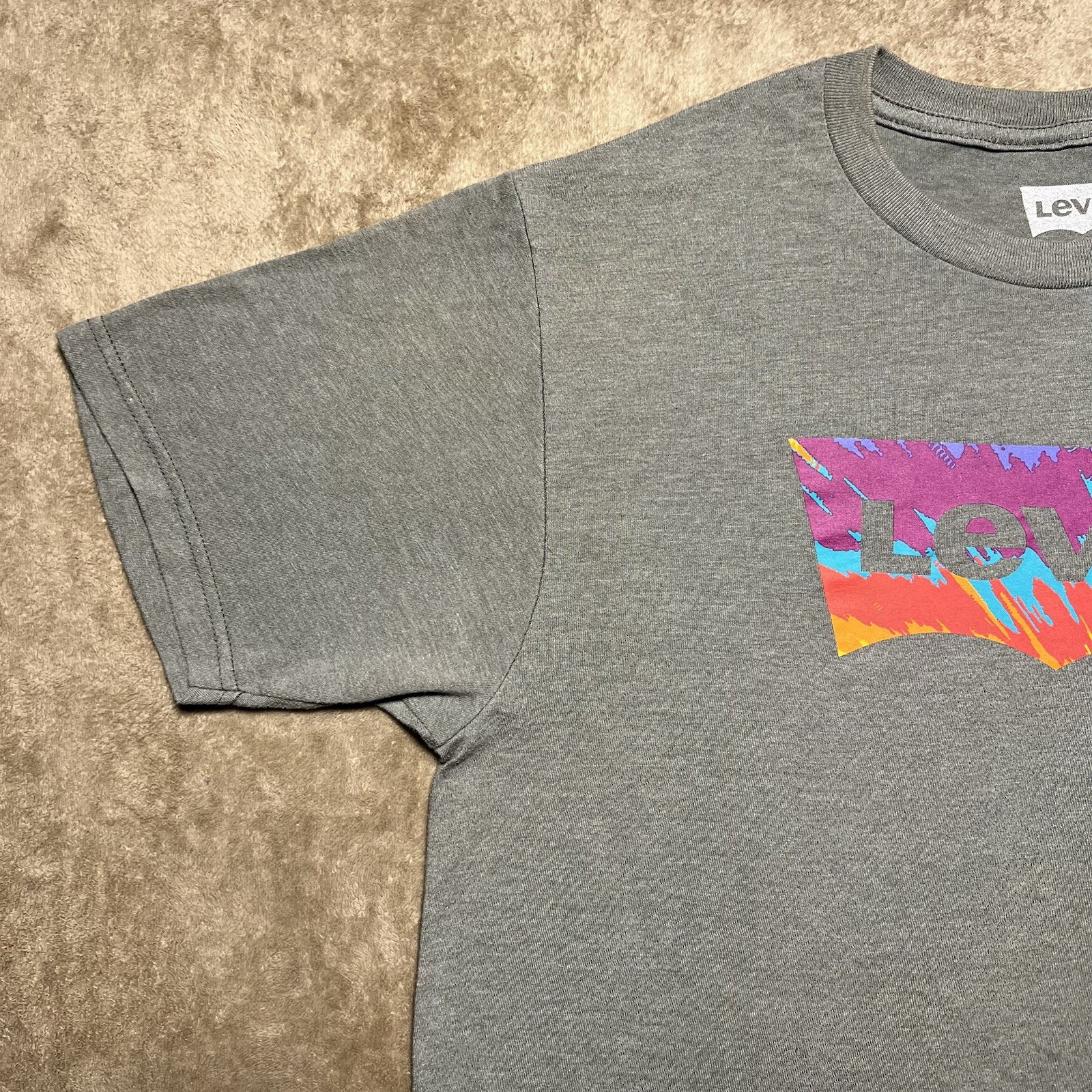 Levis Southwestern Neon Batwing Logo T Shirt Mens Medium Gray Retro Western Tee gallery