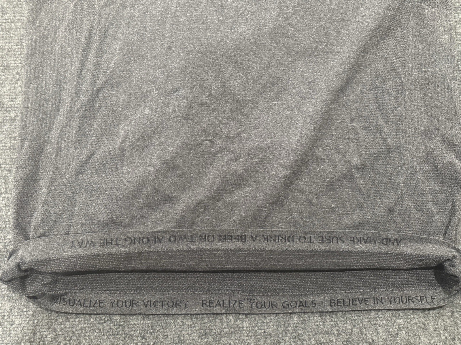 Lululemon Metal Vent Tech Mens T-Shirt Large Grey Athleisure Tee 125 gallery