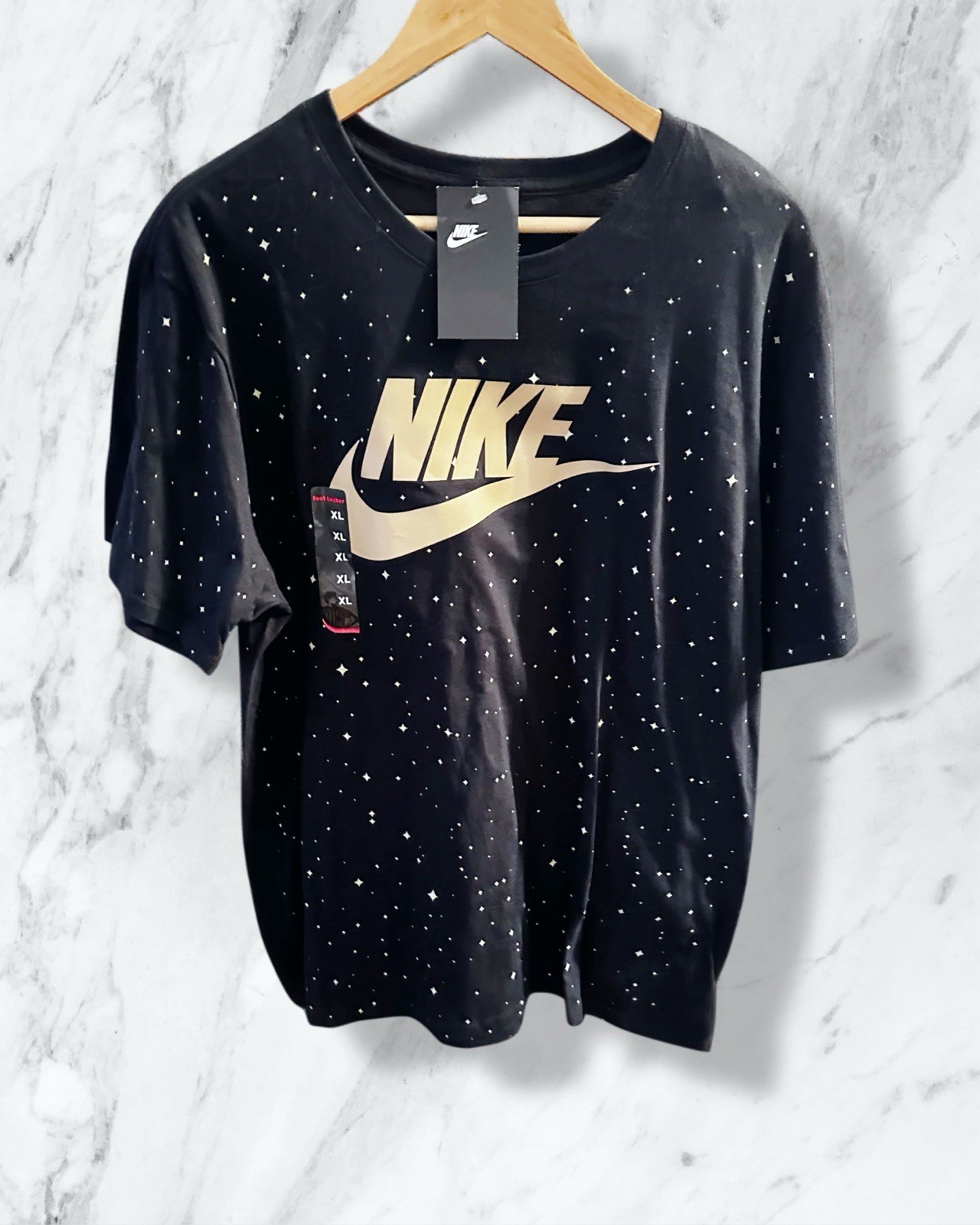 Nike Men's NWT Black Graphic Print Crew Neck Short Sleeve T-Shirt Regular Fit XL gallery