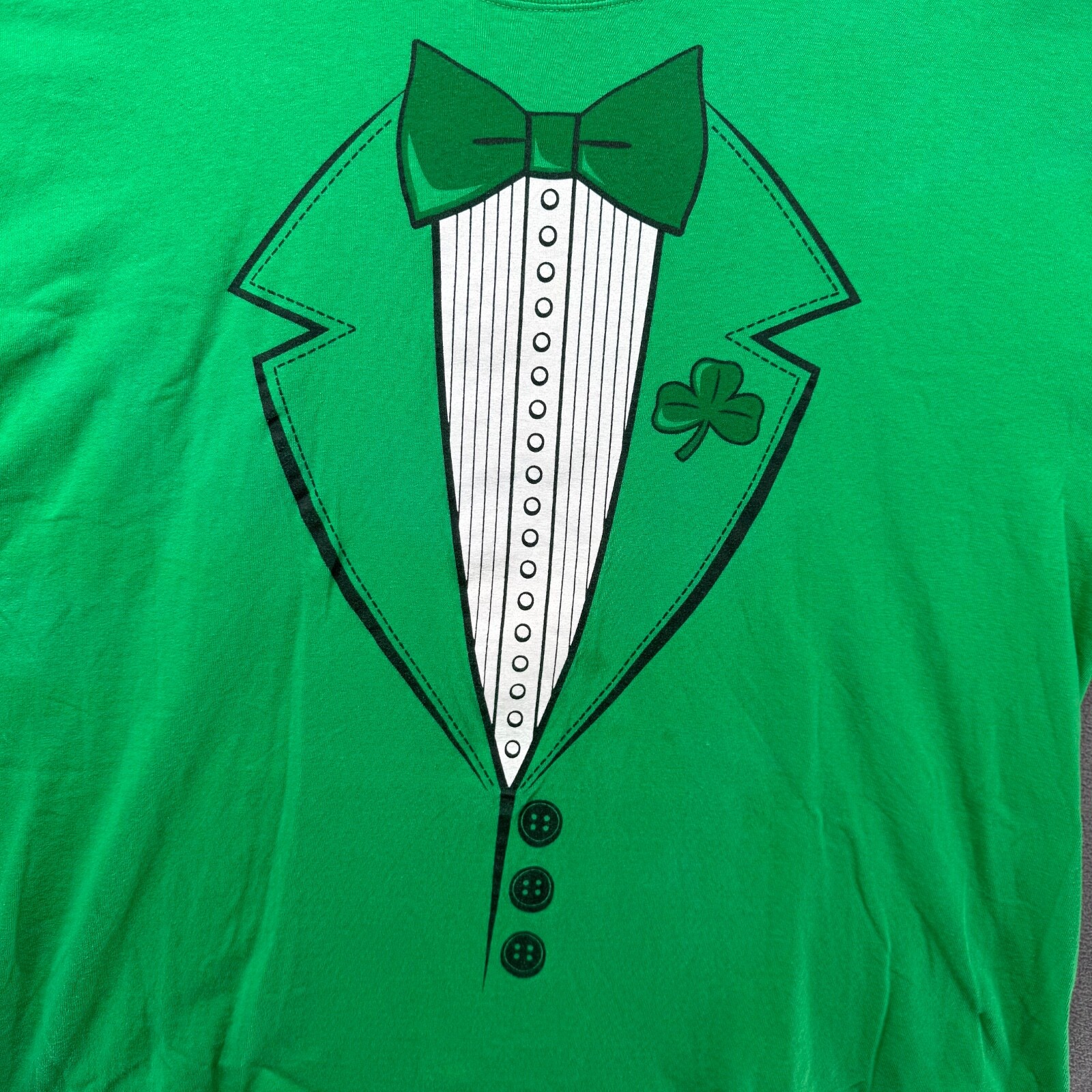 Formal Suit and Bow Tie T Shirt Extra Large Shamrock Green Gildan Heavy Cotton gallery