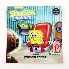 Loot Crate January 2019 Binge Dystopian T-Shirt 2XL Futurama Sponge Bob Complete