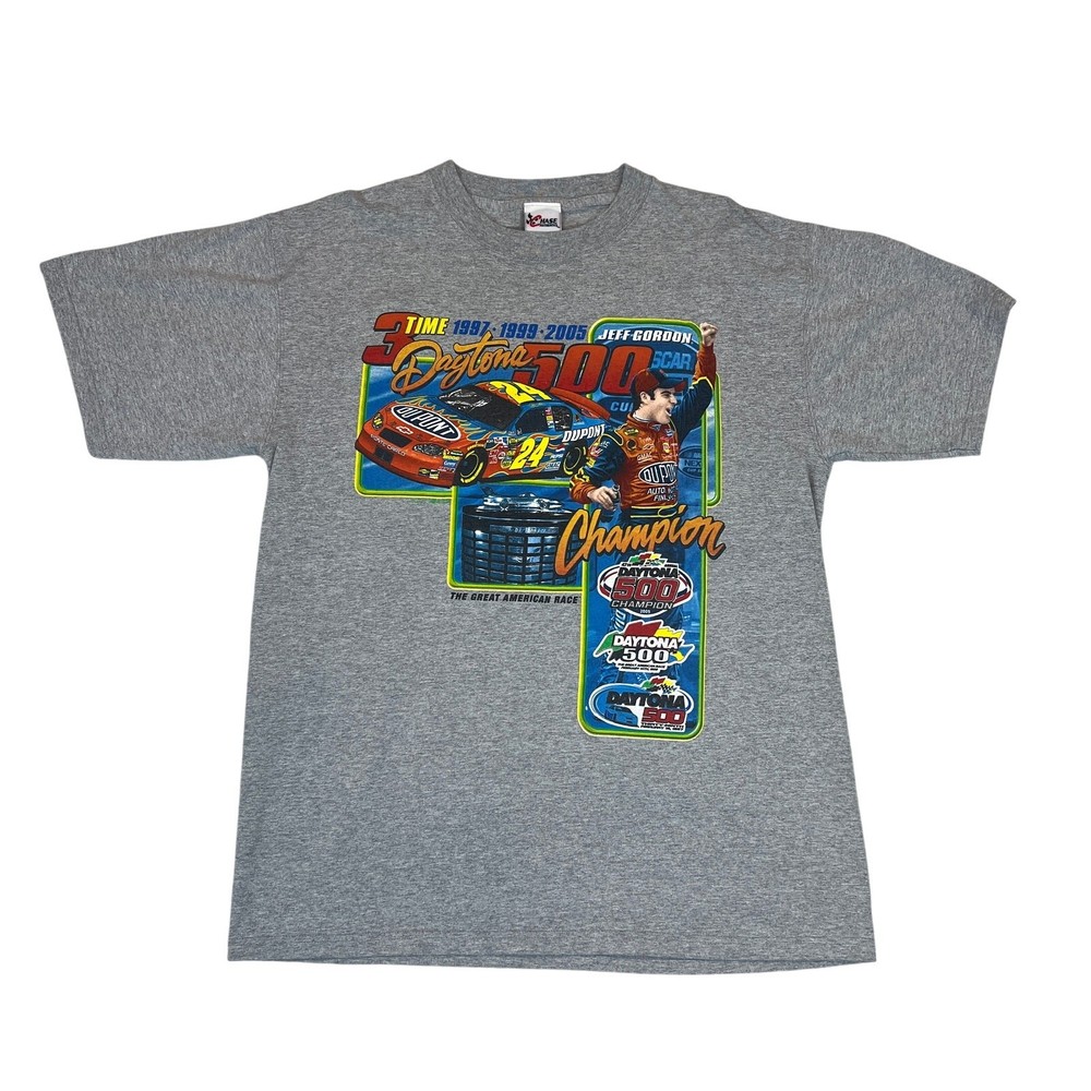 2005 Daytona Champion Jeff Gordon Tee Men’s Sz L Chase Authentics Gray and Red