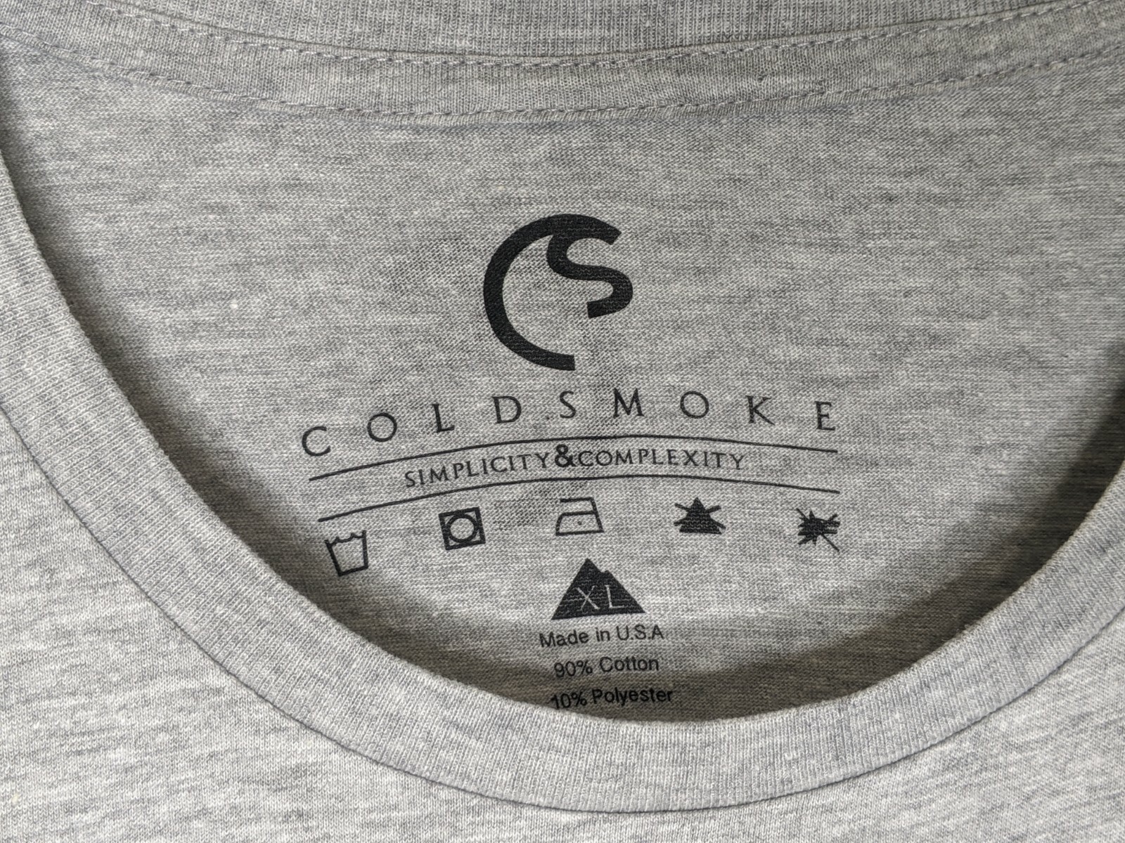 COLDSMOKE Mens TShirt  Flag Graphics  Perfect condition Gear