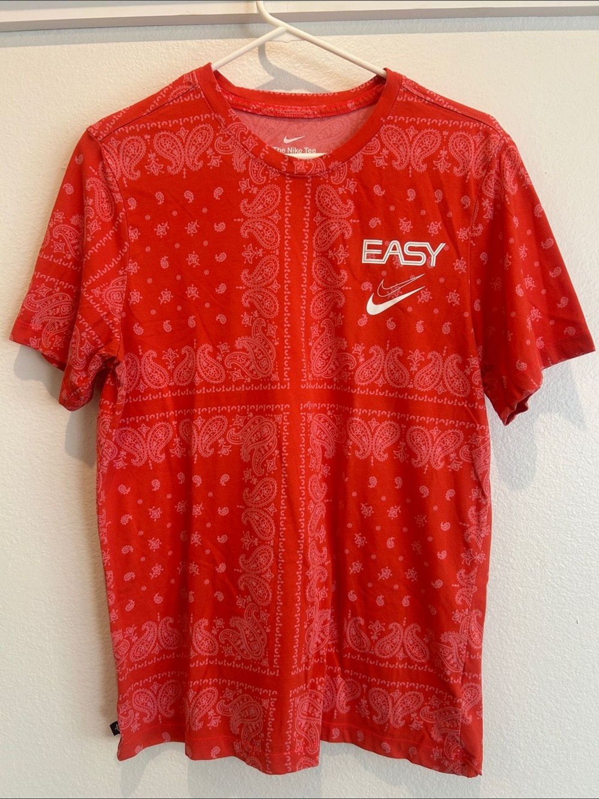 Nike Red Bandana-Print EASY Logo Short Sleeve Tee KD Dri-Fit gallery