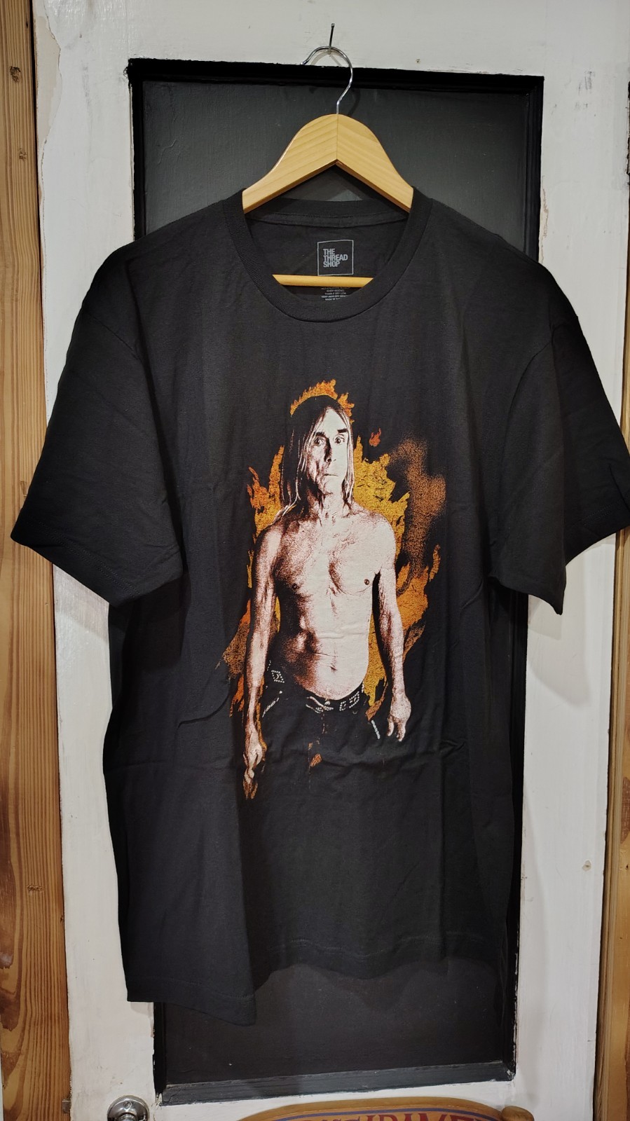The Thread shop Iggy pop rock t shirt size XL