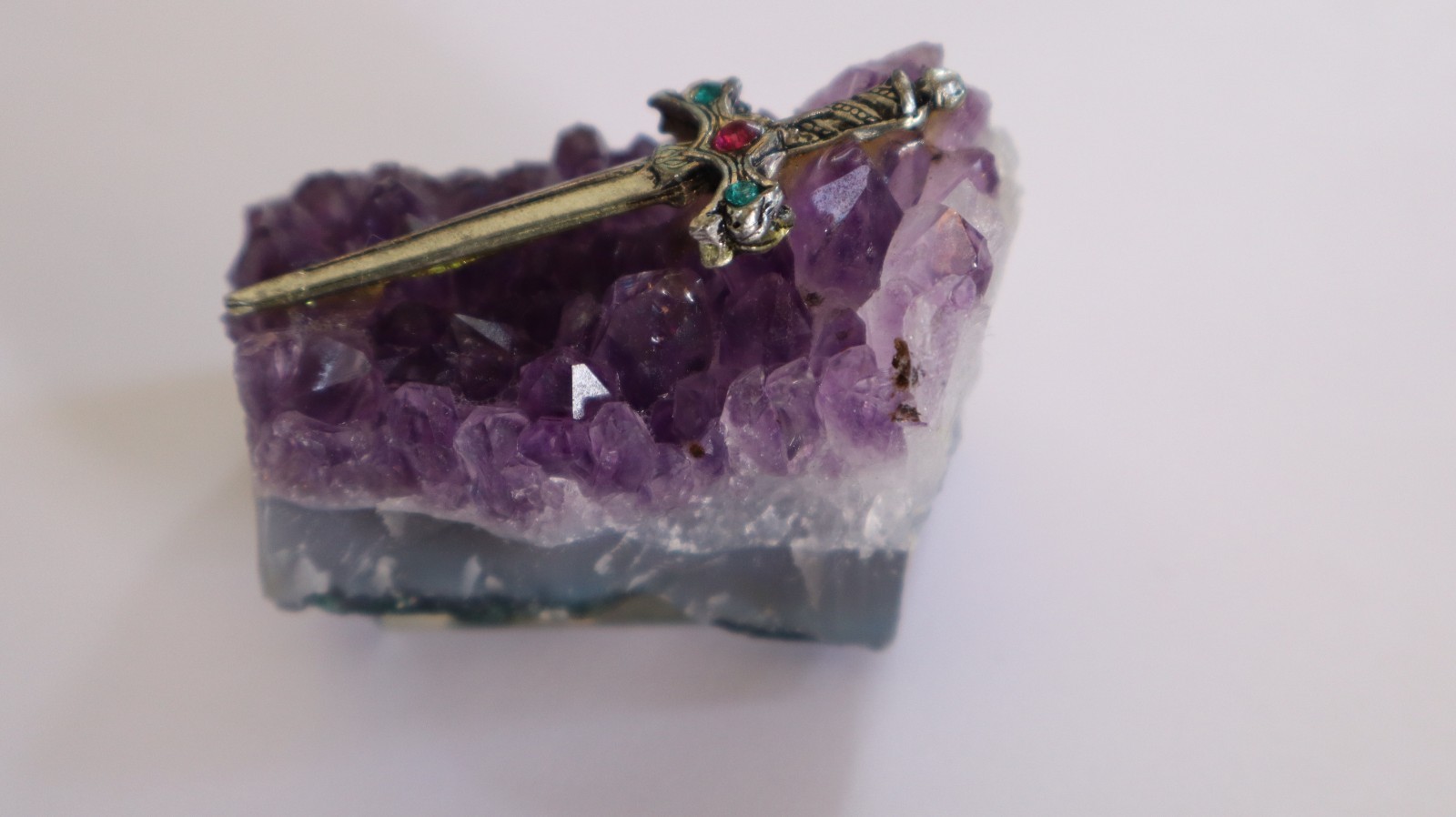 Purple Amethyst Quartz Geode  Crystal With Sword d6