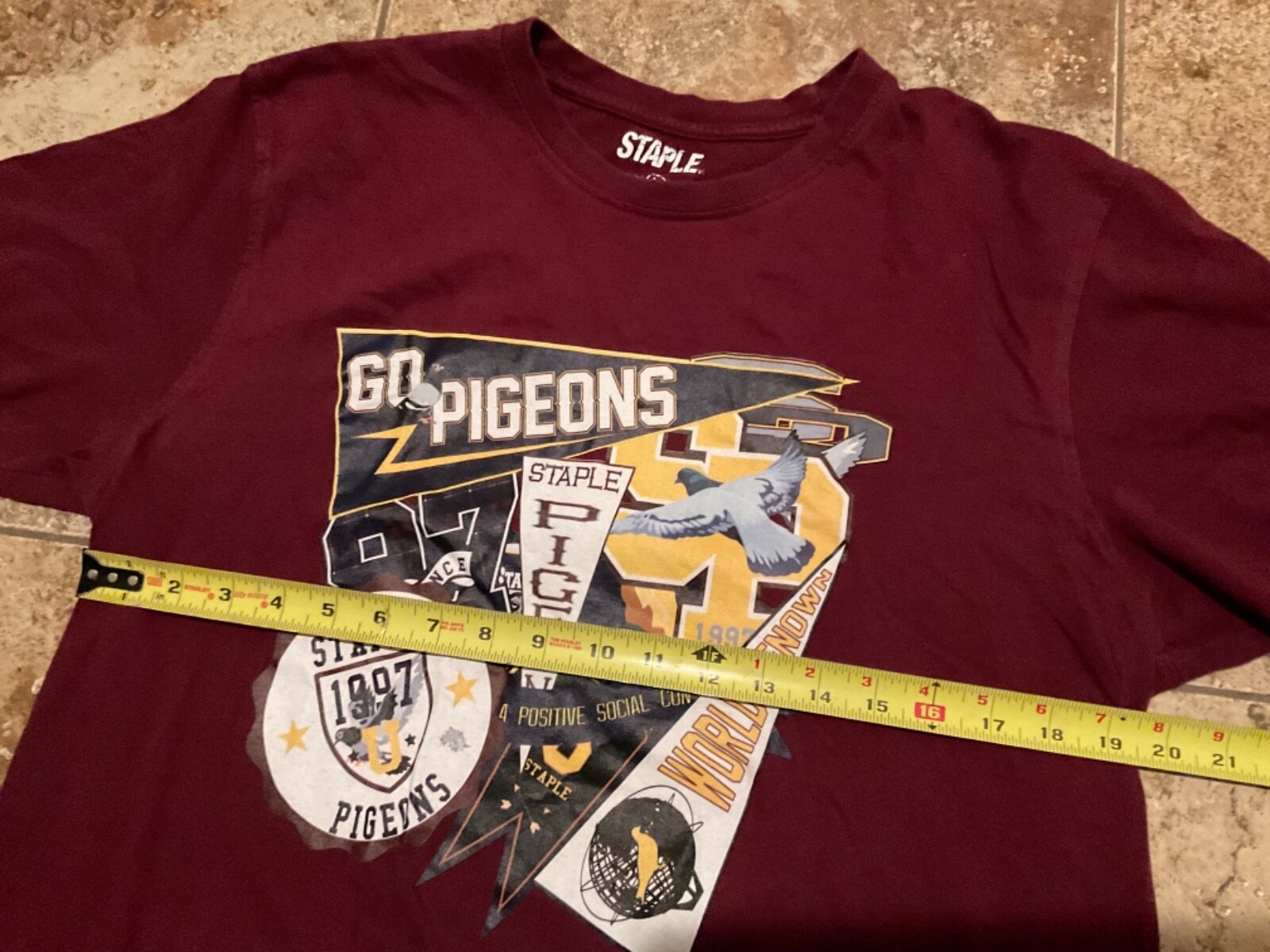 STAPLE PIGEON 1997 VARSITY GRAPHIC T-SHIRT ( MENS LARGE) BURGUNDY PREOWNED gallery