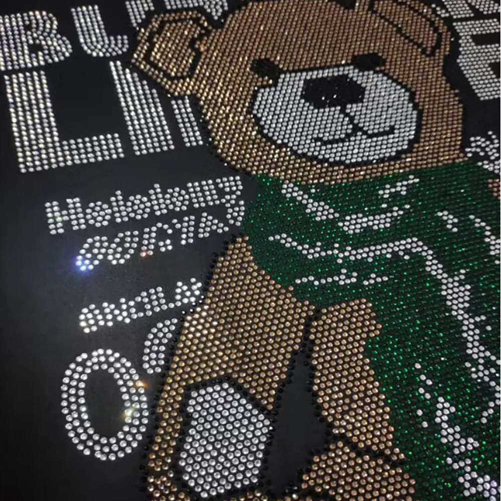 New Men Fashion V-Neck Diamond Rhinestones Bear Luxury Black T-Shirt gallery