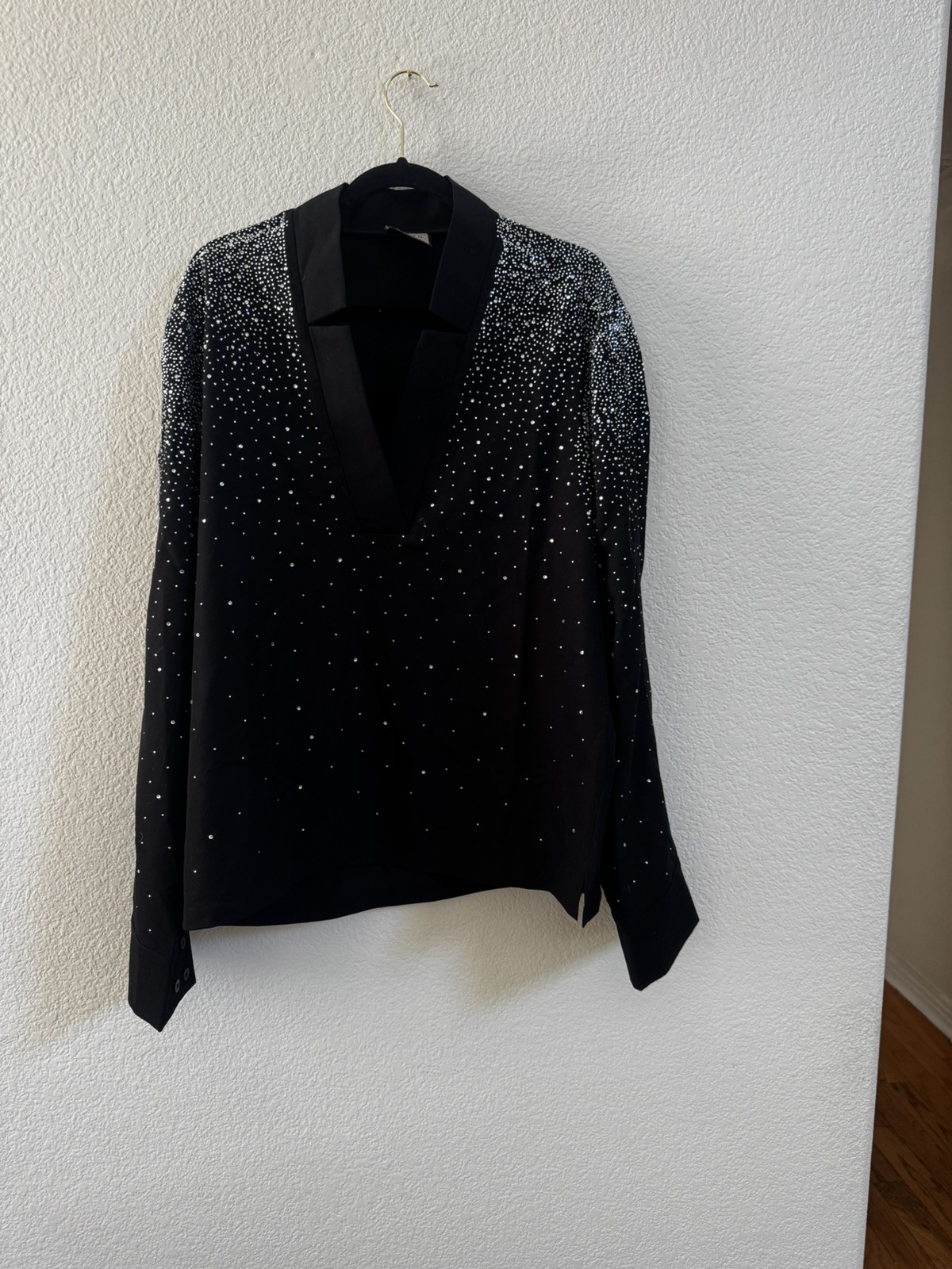 Star neck Diamond shirt black with attached diamonds size L gallery