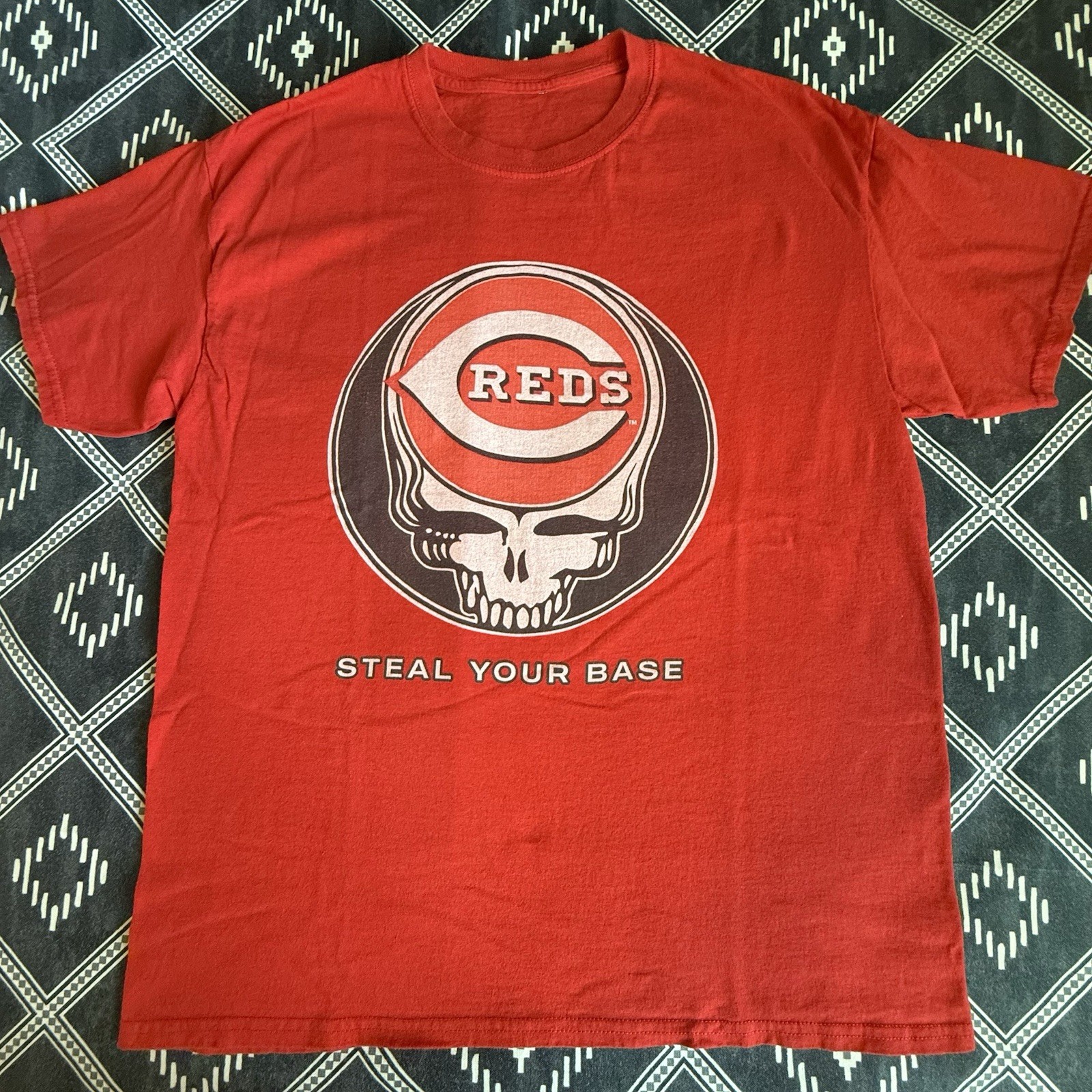 GRATEFUL DEAD CINCINNATI REDS Steal Your Base Mashup T-Shirt. LARGE Preowned NV gallery