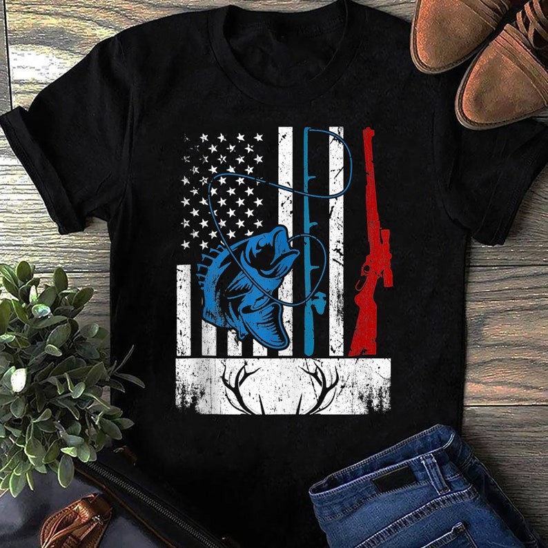 Retro USA Flag Deer & Fish T-Shirt American Wildlife Hunting Fishing Lover Gift